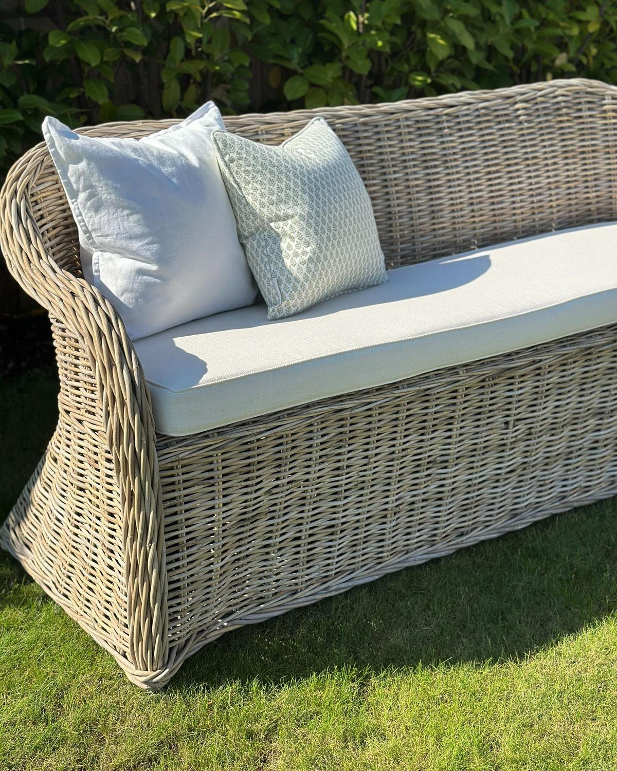 GARTENSOFA 3-Sitzer Naturfarben Susua - Naturfarben/Weiß, Naturmaterialien (189/87/66cm) - Beliani