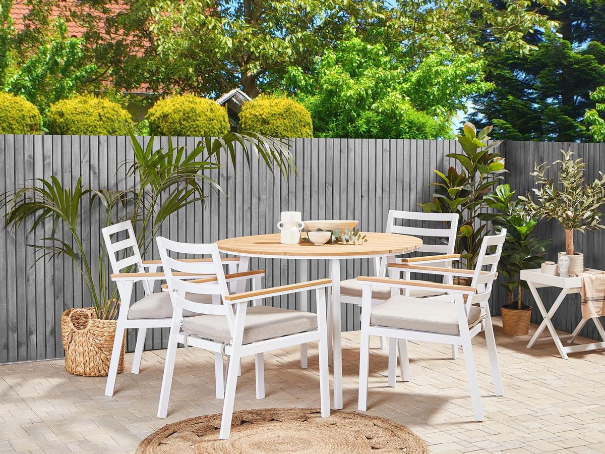 GARTENSTUHL 4er-Set Aluminium weiß Auflagen weiß Cavoli - Weiß, Metall (54/82/60cm) - Beliani