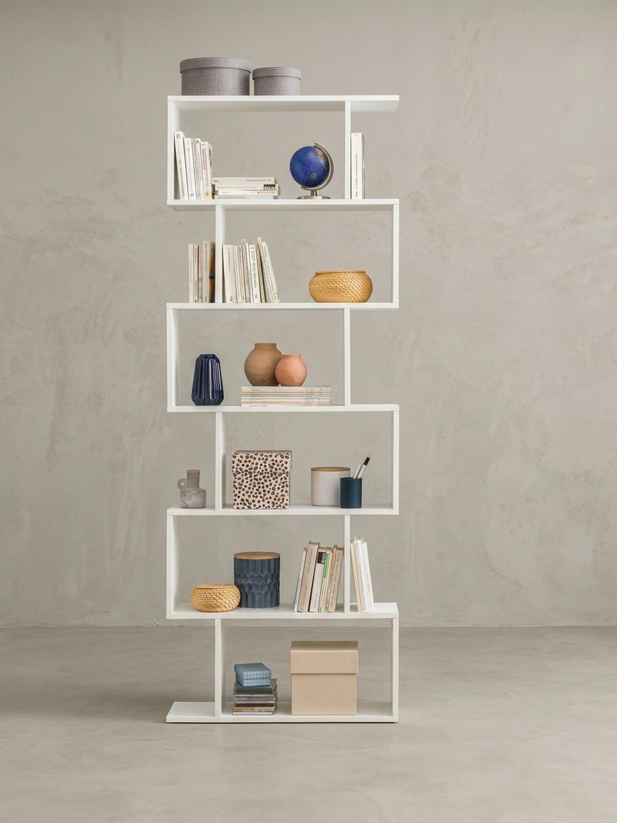 BÜCHERREGAL – Zickzack, Mattweiß, 6 Fächer, Anti-Rutsch-Noppen - Weiß, Holz (70/191/24cm) - KADIMA DESIGN