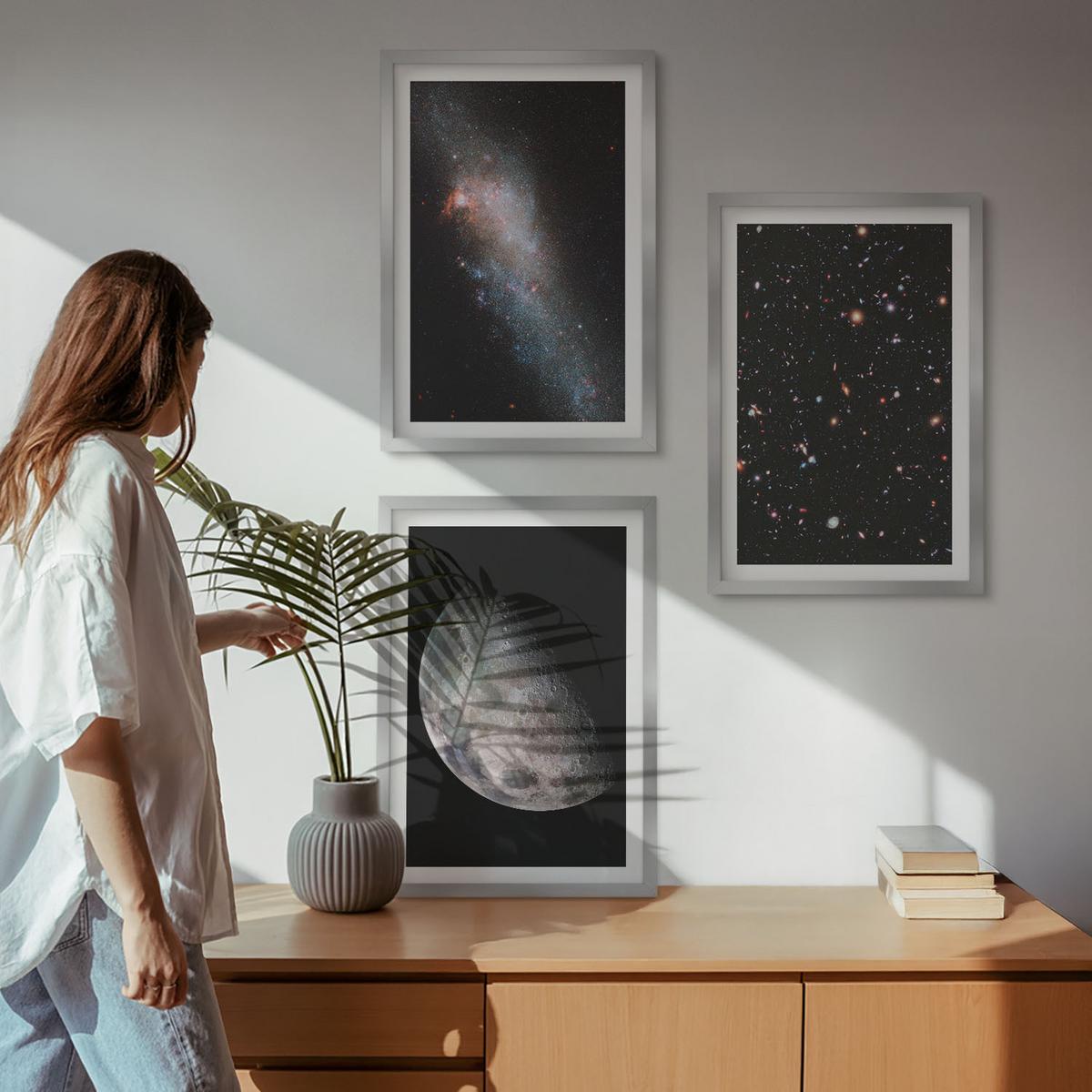 BILDER SET 3er Set - 40x60 cm Silberner Rahmen - Weltraum Galaxien Sterne Mond - Silberfarben, Kunststoff (40/60cm) - TULUP