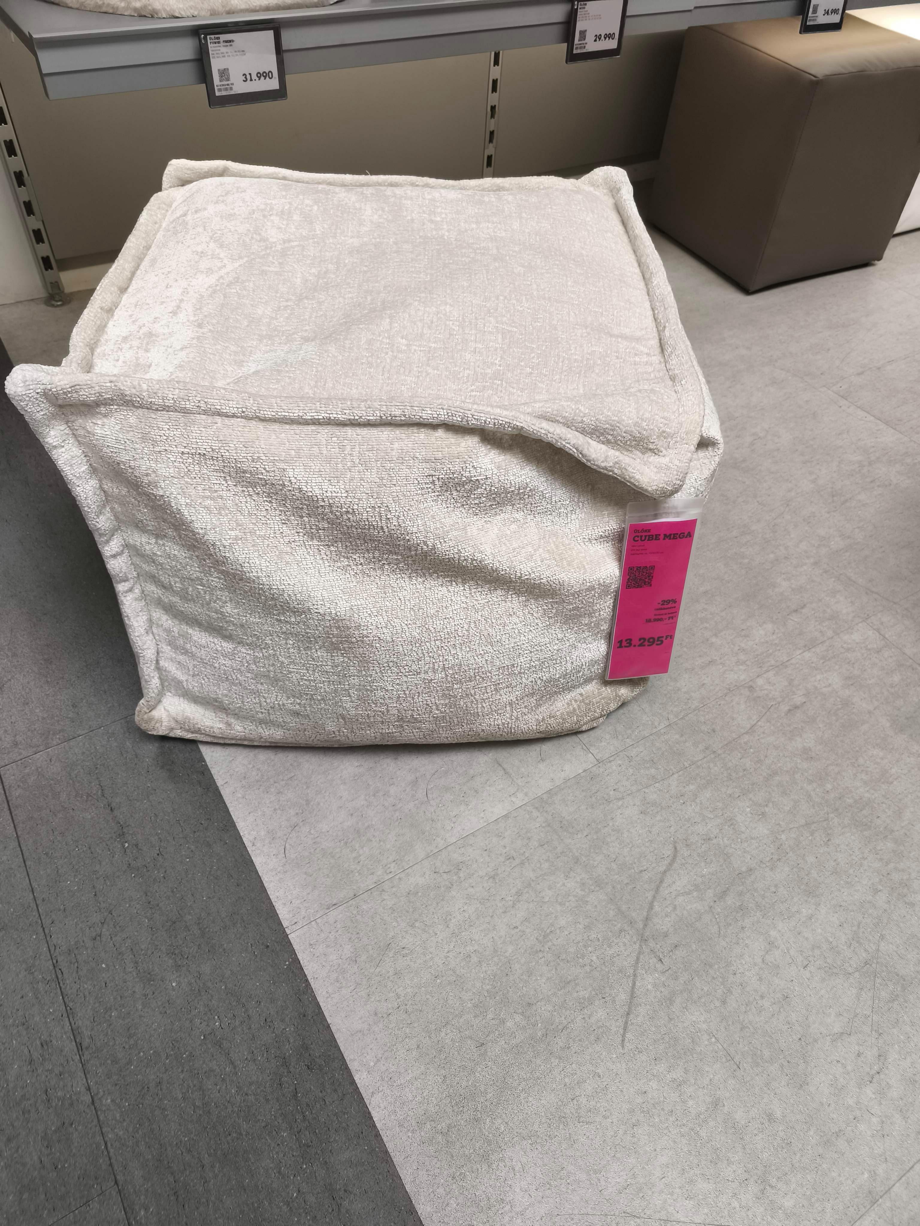 ÜLŐKE CUBE MEGA