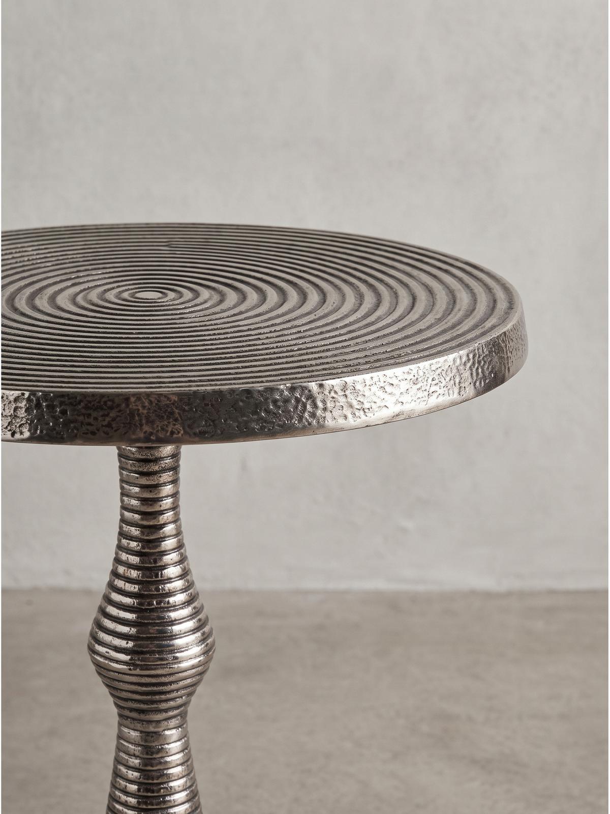 BEISTELLTISCH ROCCARASO, Aluminium, in Rillenoptik, Silber, Ø 30 x 54 cm - Silberfarben, Metall (30/30/54cm) - KADIMA DESIGN