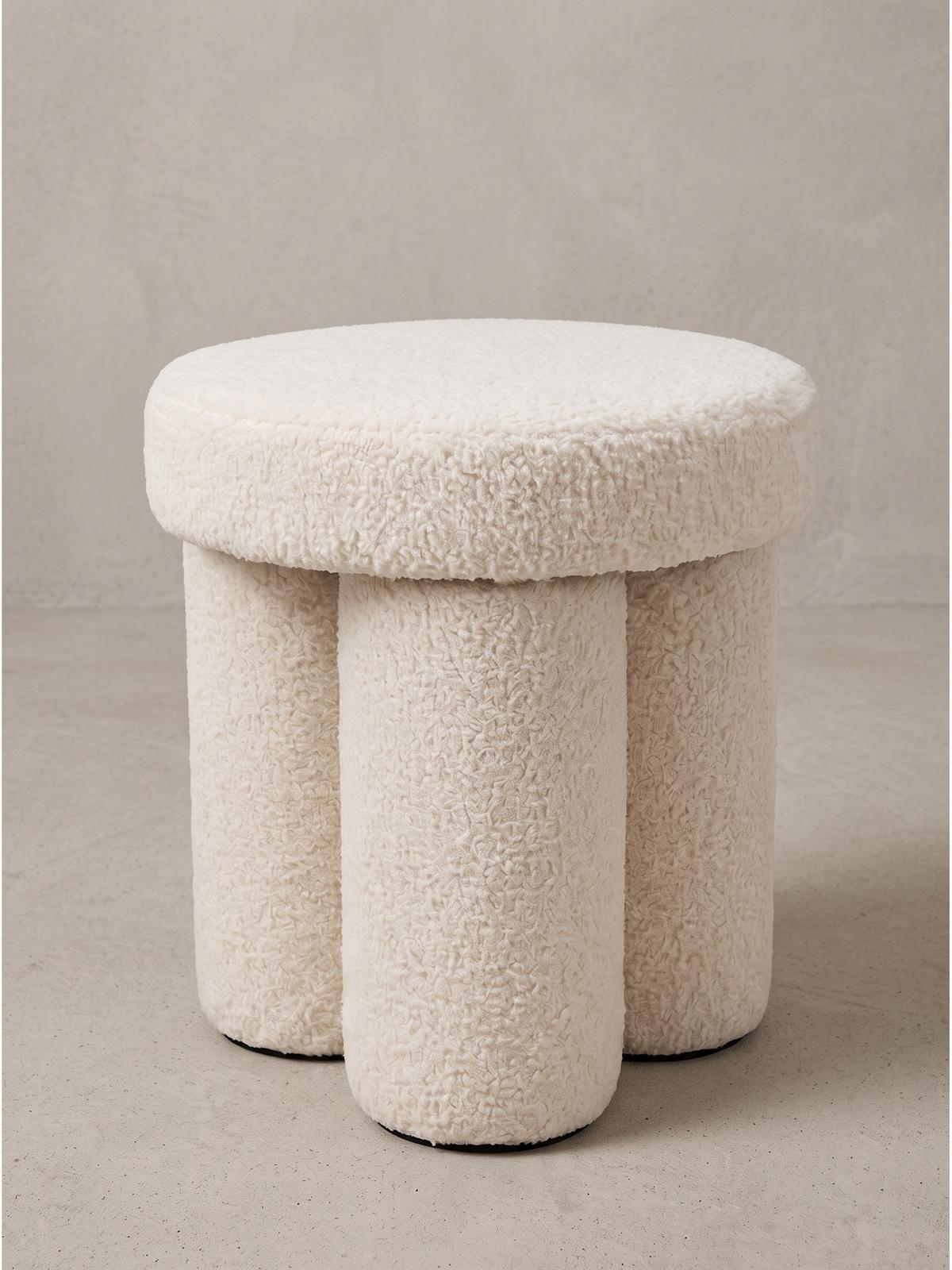 SITZHOCKER AVEN, Teddystoff, mit Textilbezug, Creme, Ø 40 x 45 cm - Beige/Creme, Textil (40/45/40cm) - KADIMA DESIGN