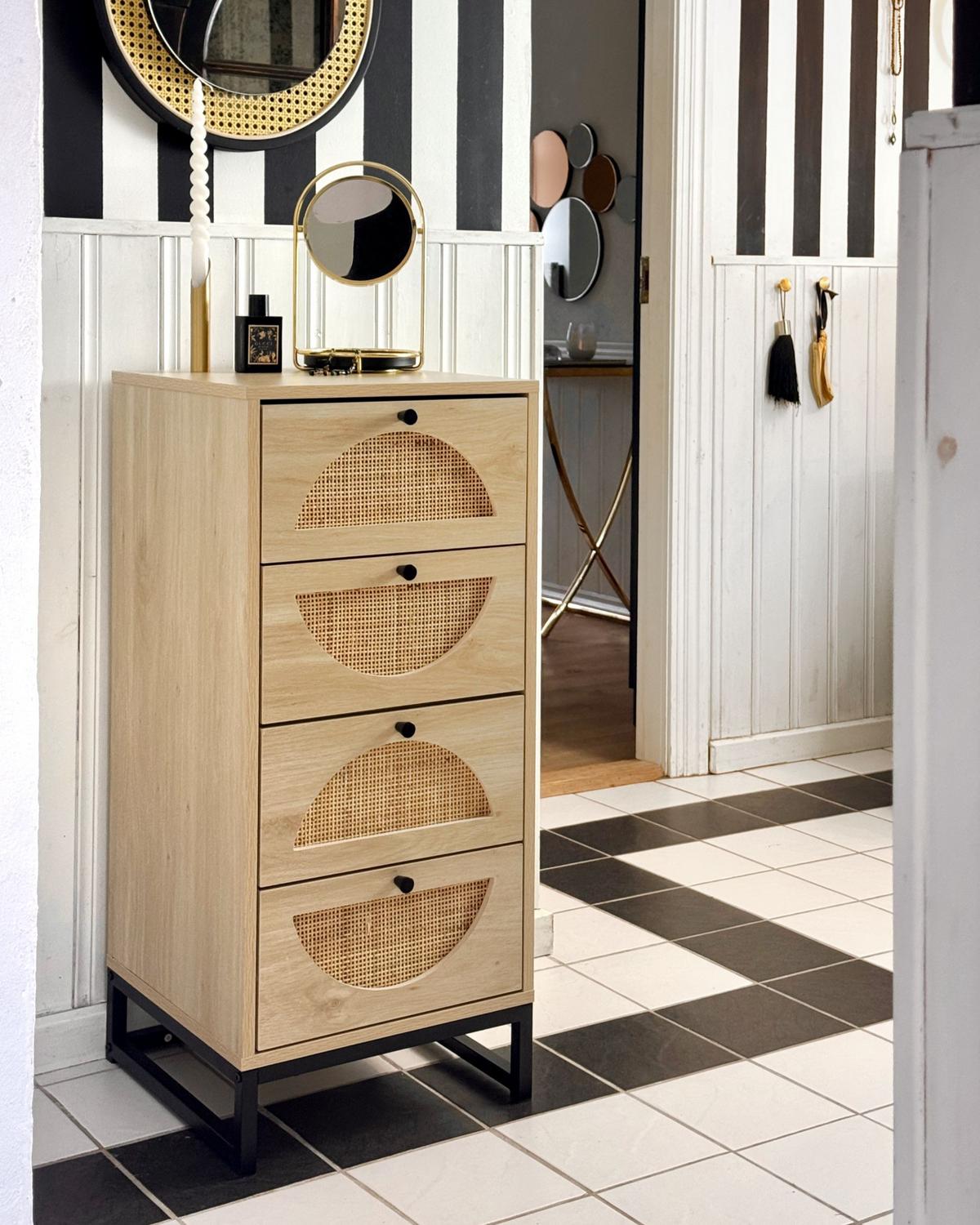 KOMMODE mit 4 Schubladen Hellbraun Botwood - Hellbraun, Holzwerkstoff (40/90/40cm) - Beliani