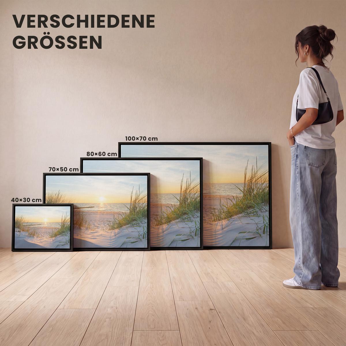 LEINWAND Bilder mit Rahmen - Strand - Sonne - Düne - Gras - Sand - Horizont - 40x30 - Hellblau, Textil (40/30cm) - MuchoWow