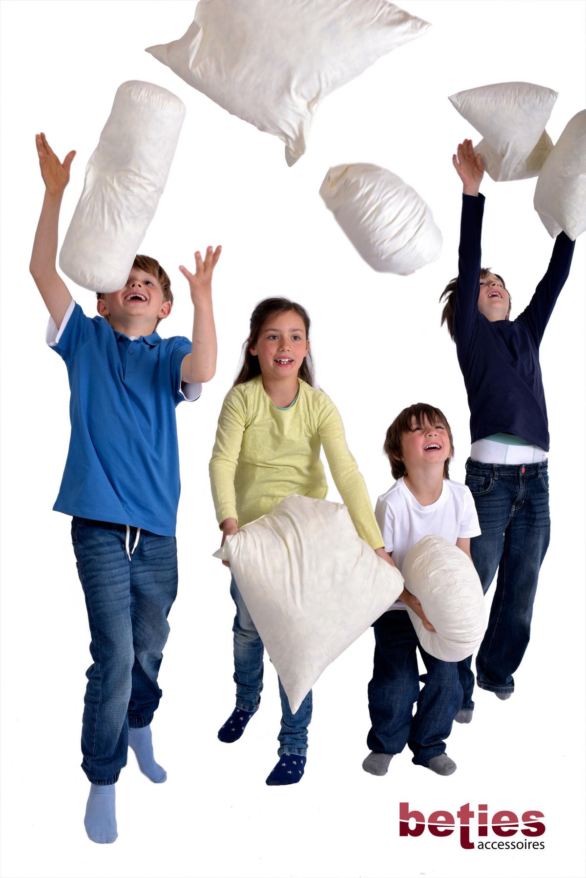 FEDERKISSEN PublikPlus 80/80 cm - Creme, Textil (80/80cm) - beties Heimtextil