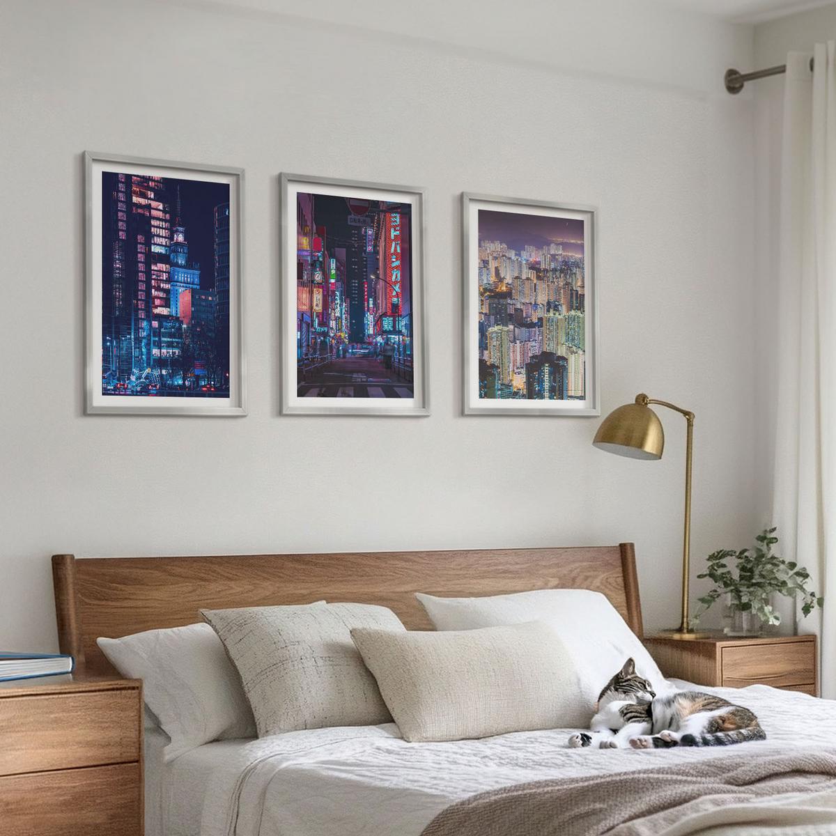 BILDER SET 3er Set - 40x60 cm Silberner Rahmen - Neonlichter der nächtlichen Stadt - Silberfarben, Kunststoff (40/60cm) - TULUP
