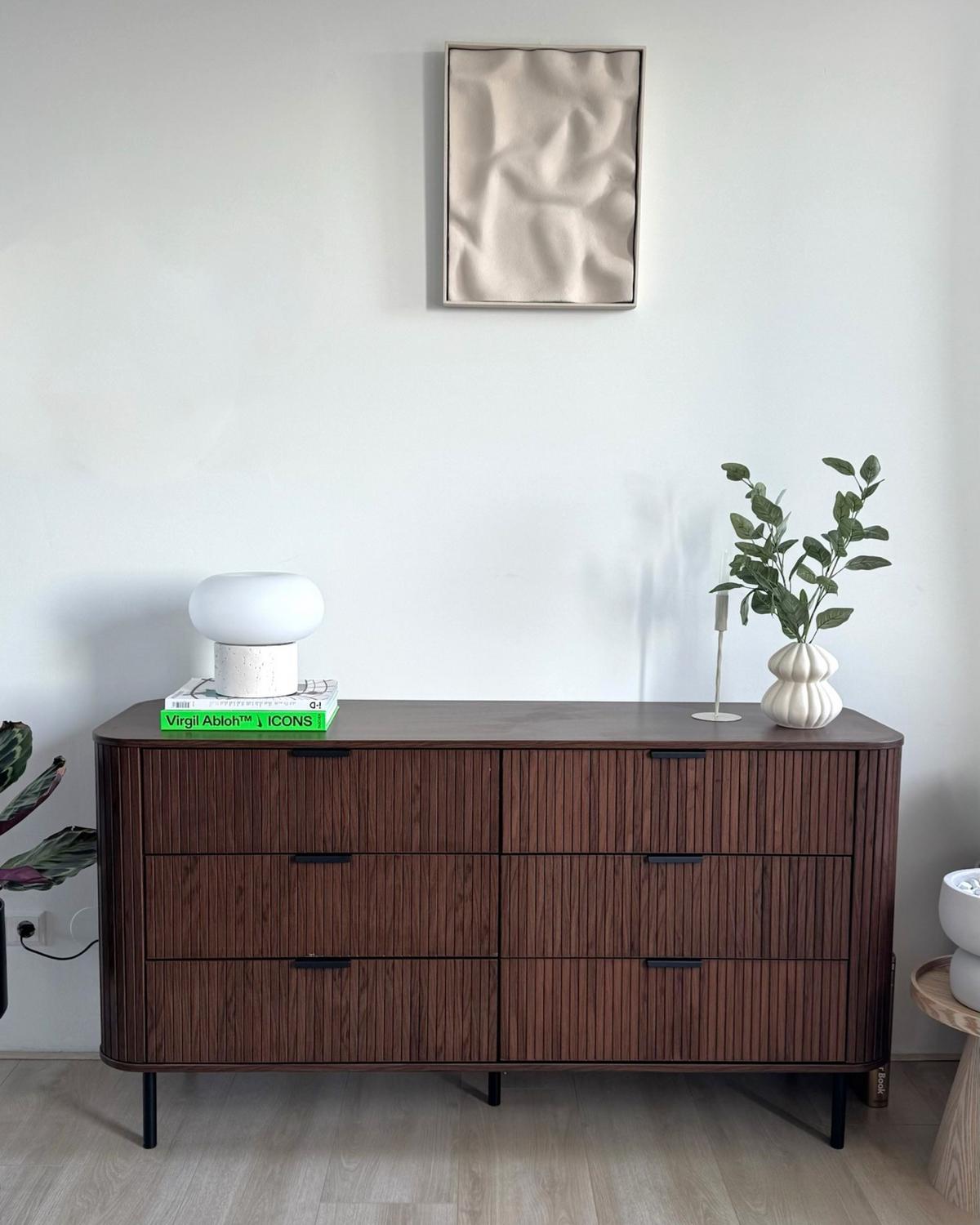 KOMMODE mit 6 Schubladen Dunkelbraun Bradley - Dunkelbraun/Schwarz, Holzwerkstoff (153/81/47cm) - Beliani