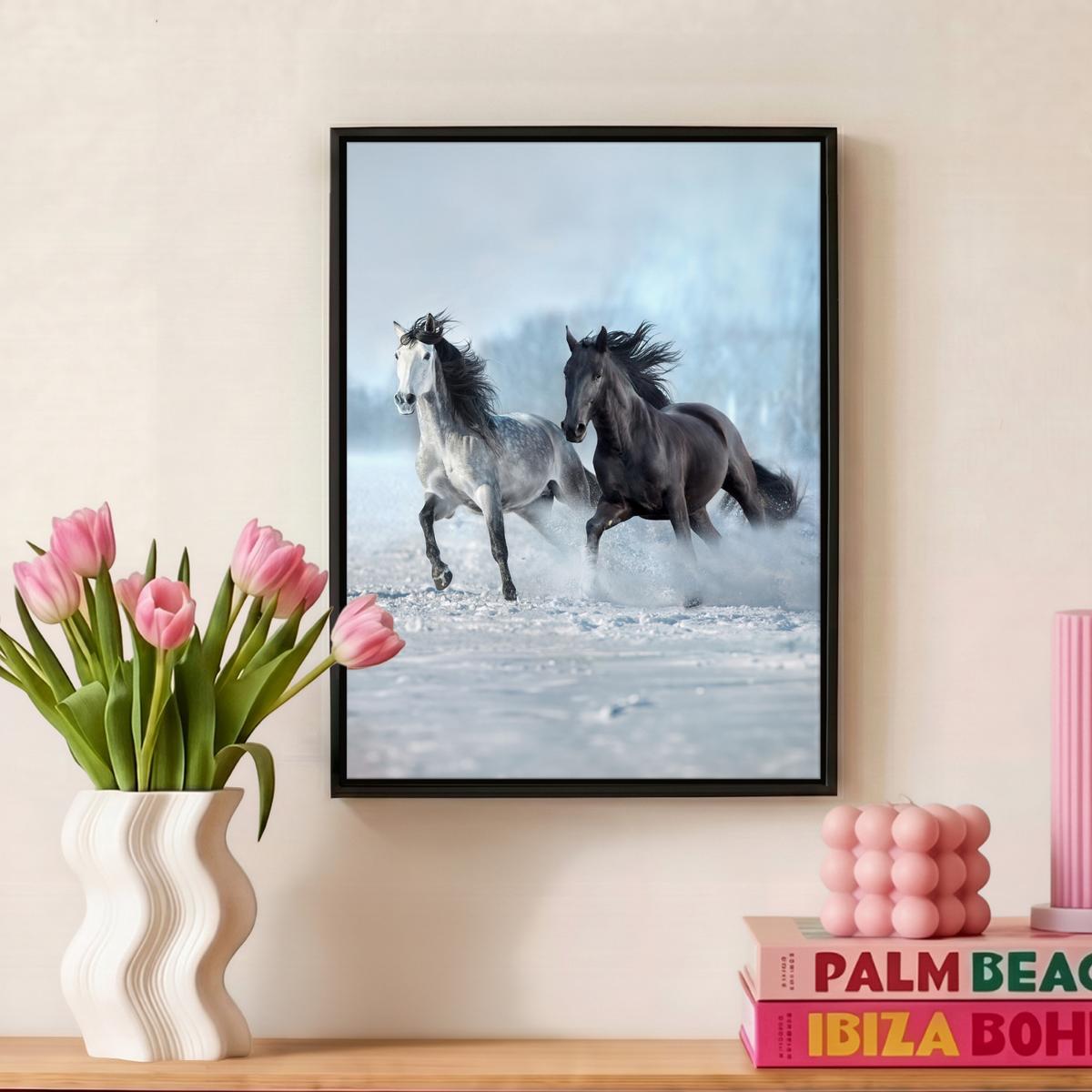 LEINWAND Bilder mit Rahmen - Pferde - Winter - Tiere - Natur - Schnee - 30x40 - Anthrazit, Textil (30/40cm) - MuchoWow