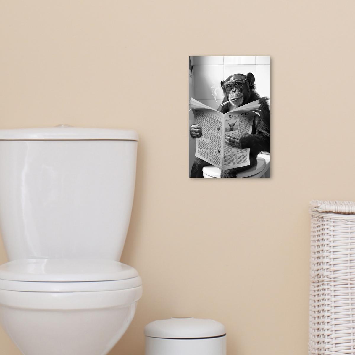 LEINWANDBILD Affe - WC - Zeitung - Schwarz-Weiß - Humor Deko Wohnzimmer 20x30 cm - Hellgrau, Textil (20/30cm) - MuchoWow