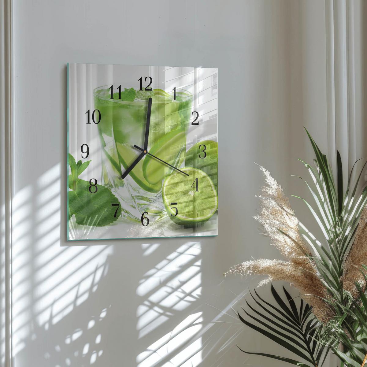 WANDUHR aus Glas 30x30 cm - Kalziumkarbonat - Grün, Glas (30/30/0.4cm) - TULUP