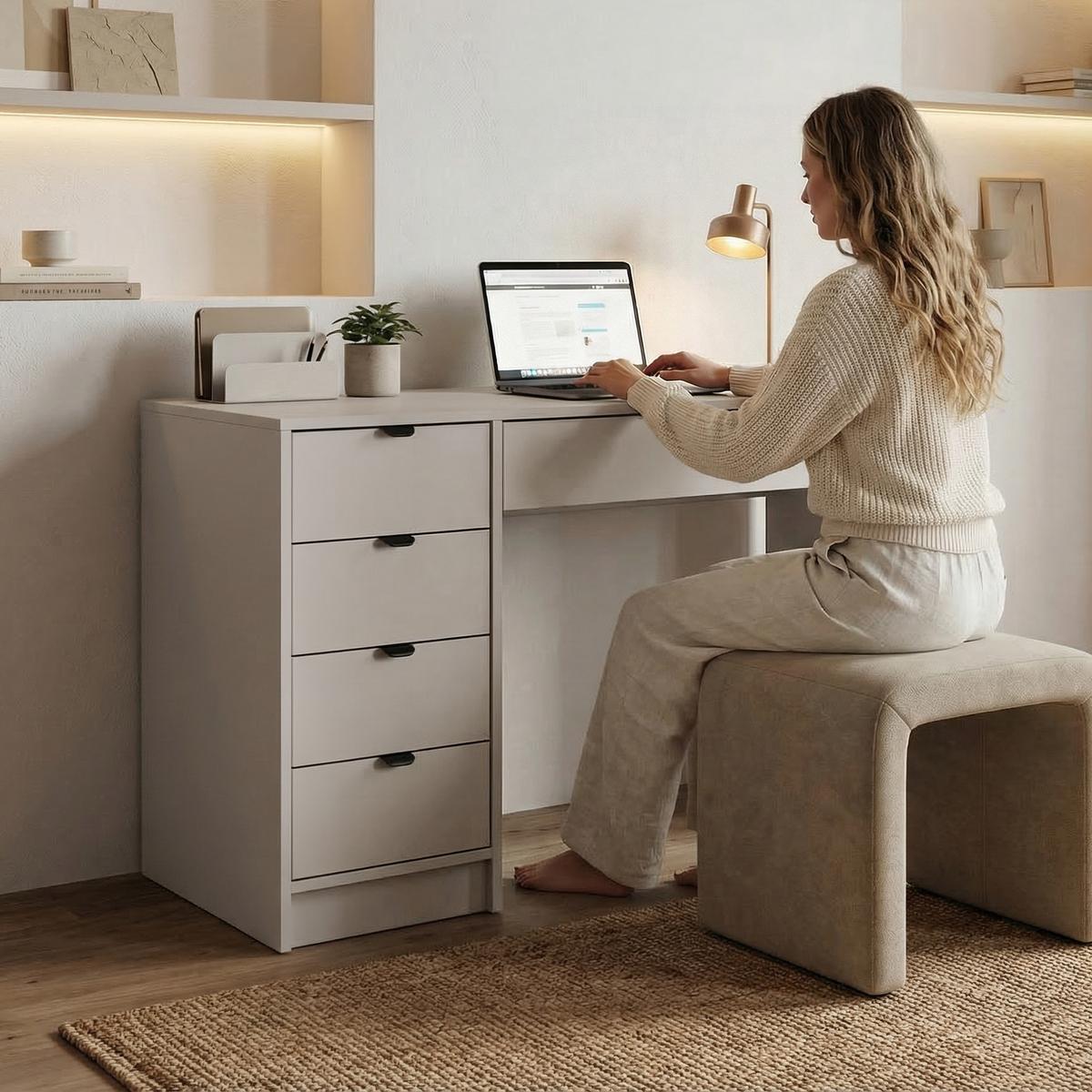 SCHREIBTISCH Malta mit 5 Schubladen, mit Griffen, Kaschmir - Kaschmir/Schwarz, Holzwerkstoff/Metall (57/120/75.5cm) - Beautysofa