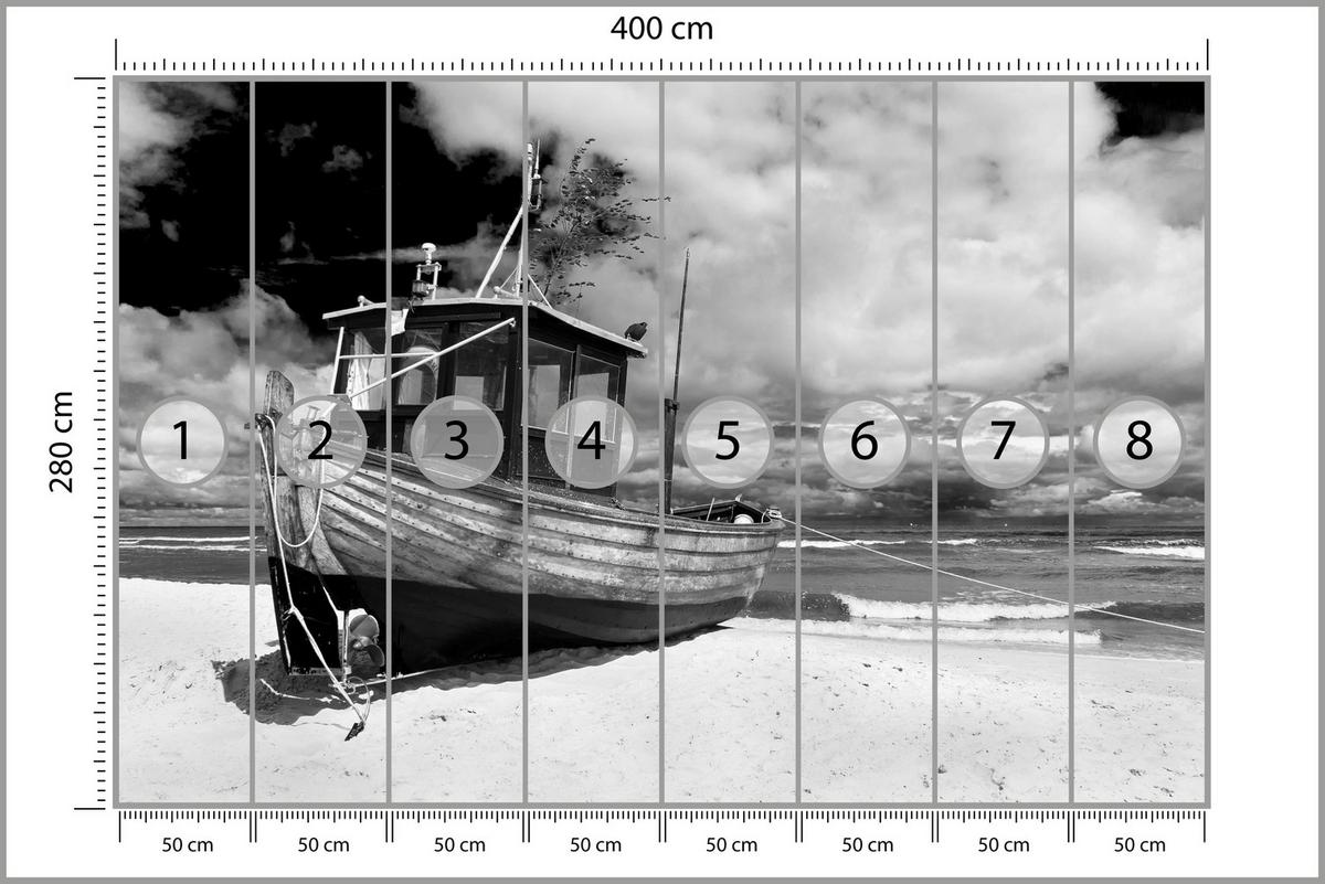 FOTOTAPETE für Wohnzimmer Schwarz-Weiß Boot Strand Meer 400x280 - Schwarz/Weiß, Papier (400/280cm) - Muralo