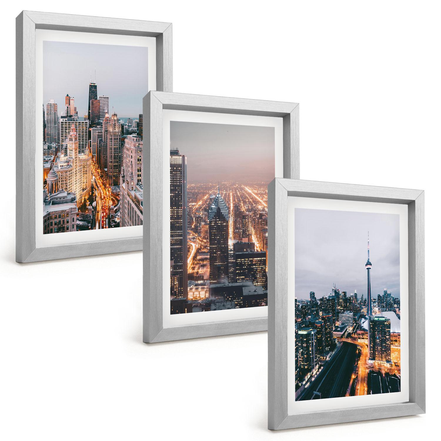 BILDER SET 3er Set - 20x30 cm Silberner Rahmen - Städte bei Nacht, Wolkenkratzer, Lichter - Silberfarben, Kunststoff (20/30cm) - TULUP