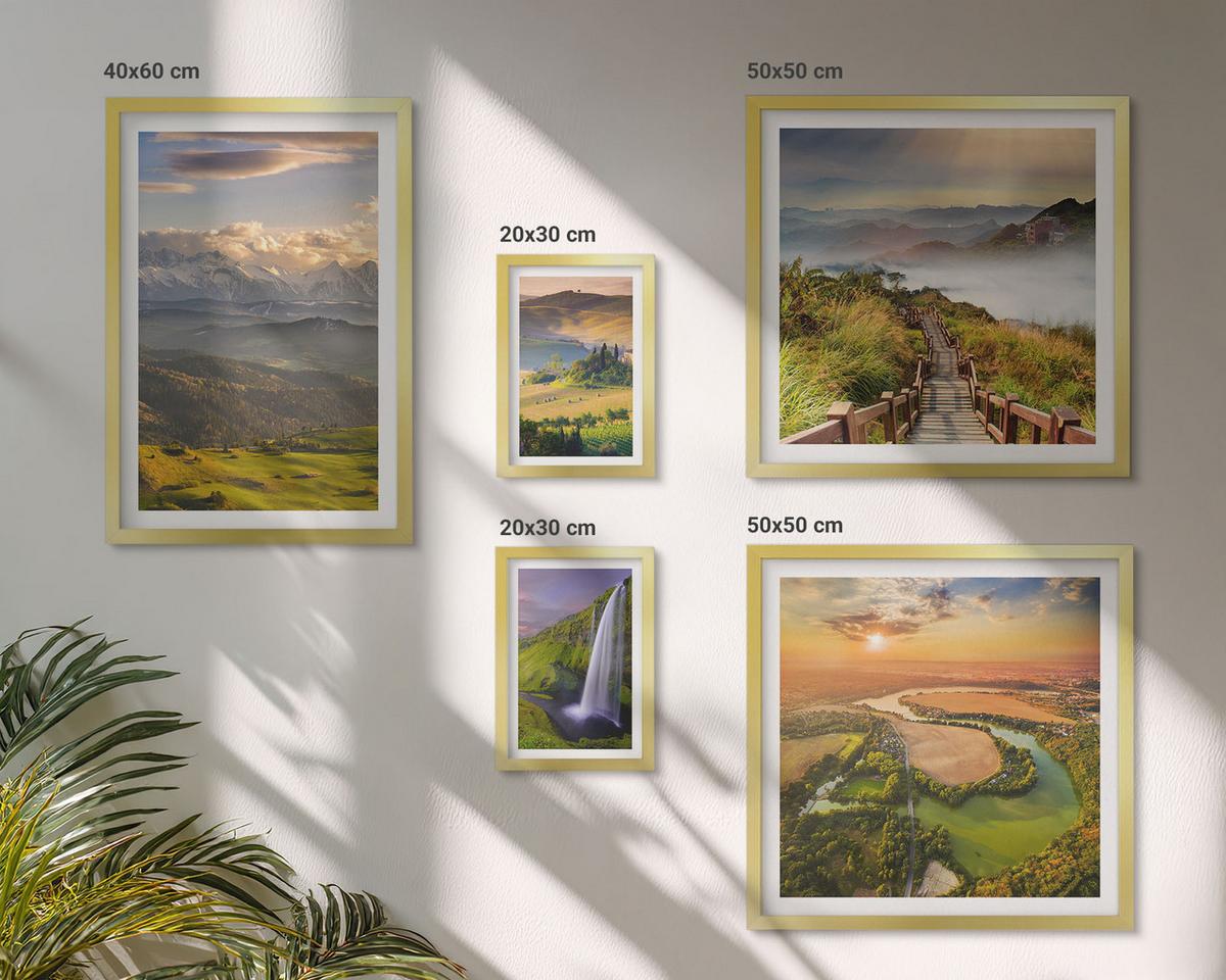 BILDER SET 5er Set - 50x50 cm & 20x30 cm & 40x60 cm Goldrahmen - Grüne Hügel mit einer Burg - Goldfarben, Kunststoff (40/60cm) - TULUP