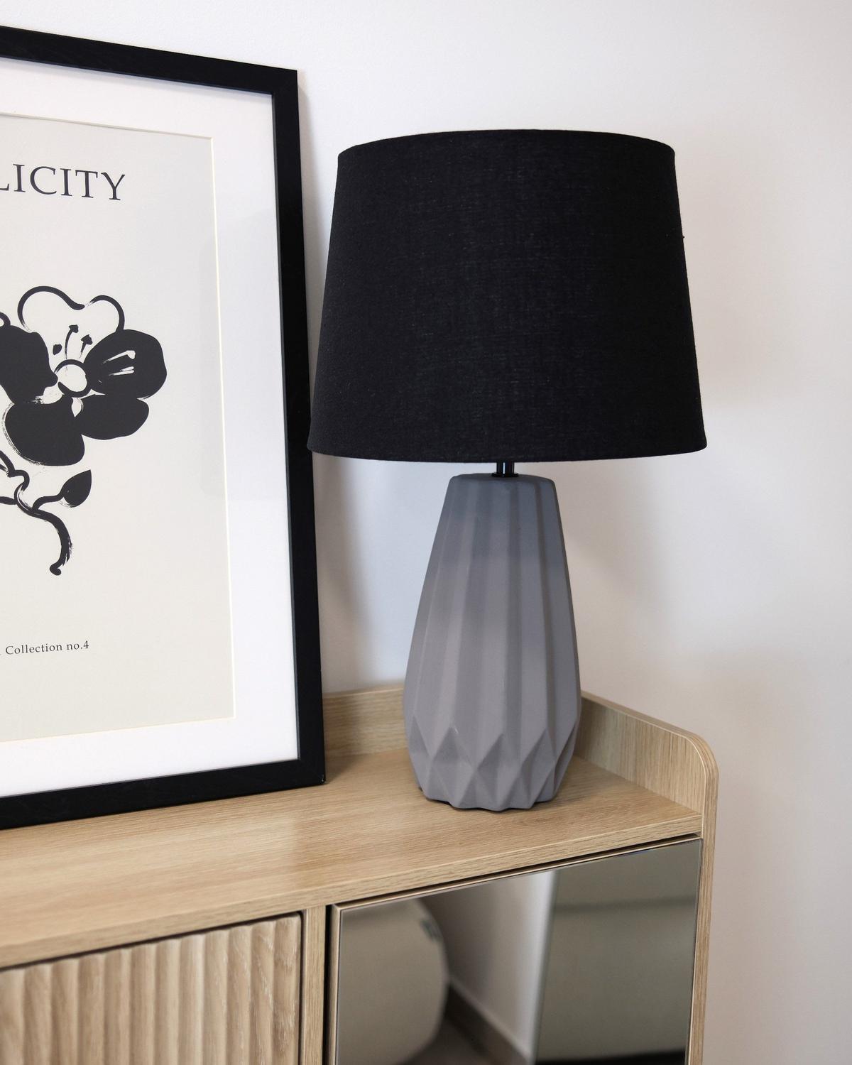 TISCHLAMPE Keramik Grau Montagua - Dunkelgrau/Schwarz, Keramik (28/28/46cm) - Beliani
