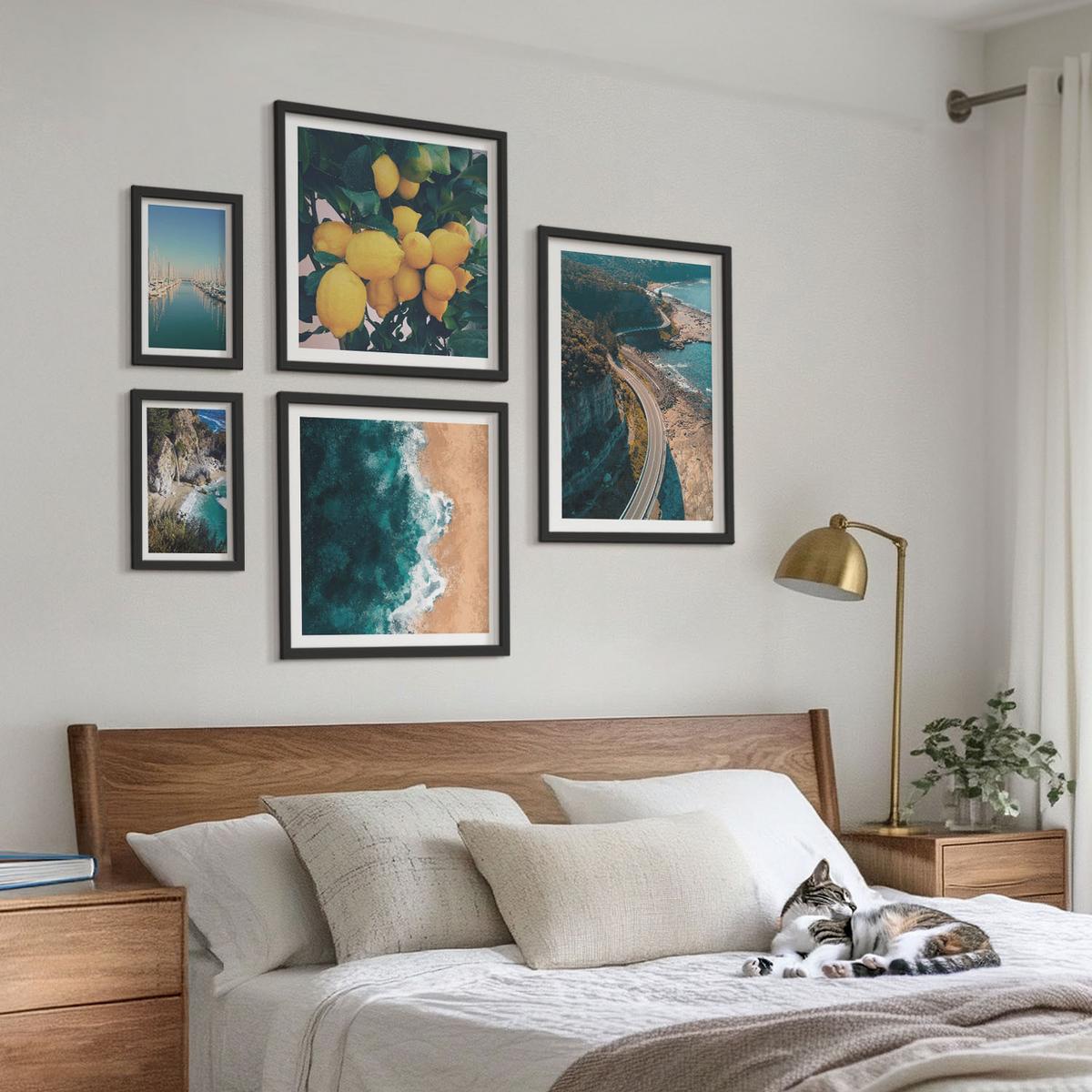 BILDER SET 5er Set - 50x50 cm & 20x30 cm & 40x60 cm Schwarzer Rahmen - Straßen am Meer, ein Meer aus Zitronen - Schwarz, Kunststoff (40/60cm) - TULUP