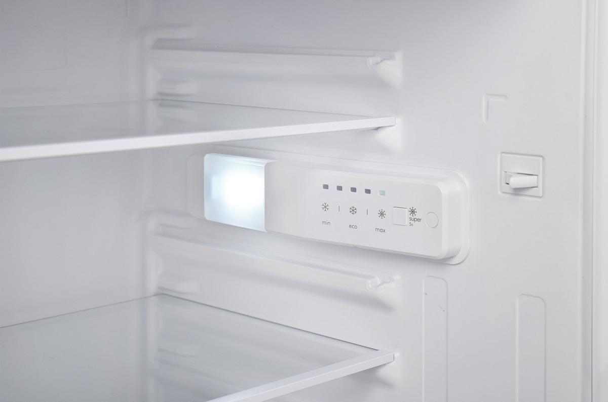 KÜHLSCHRANK Einbau, ohne Gefrierfach, 88cm Nische, Schlepptür-Technik, 126 Liter Nutzinhalt, Temperaturregelung, weiß, EK88S134E - Weiß, Glas/Kunststoff (54/87.5/54.5cm) - Telefunken