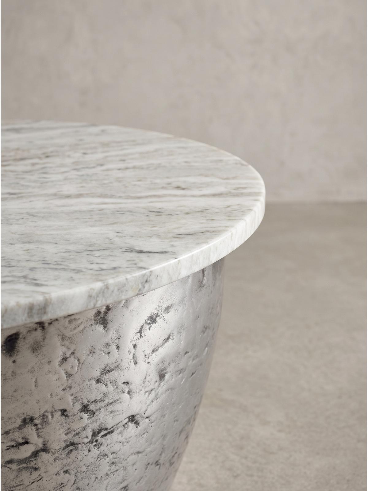 COUCHTISCH HAVEL, Marmor, handgefertigt, Beige-Silber, Ø 60 x 34 cm - Silberfarben, Stein/Metall (60/60/34cm) - KADIMA DESIGN