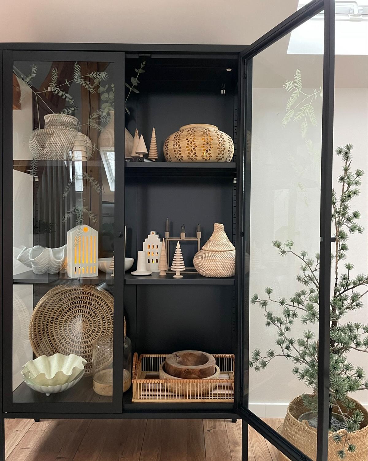 DEKOVASE Rattan weiß Asahan - Weiß, Naturmaterialien (22cm) - Beliani
