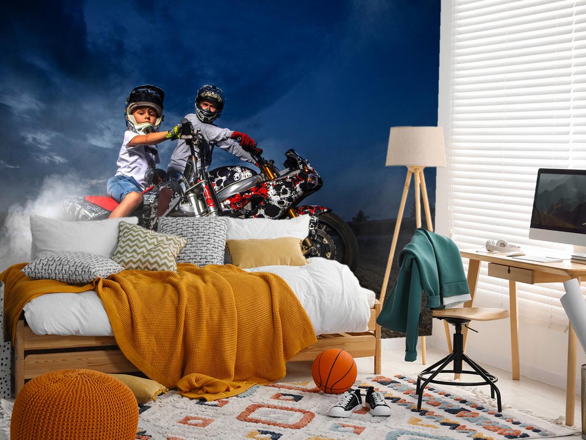 FOTOTAPETE für Schlafzimmer Vater Sohn Motorräder Action 300x210 - Rot/Schwarz, Papier (300/210cm) - Muralo
