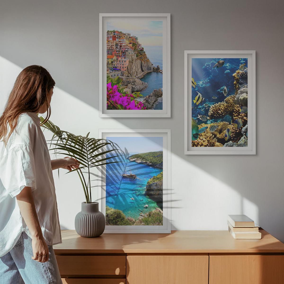 BILDER SET 3er Set - 40x60 cm Weißer Rahmen - Meerblick, farbenfrohe Häuser - Weiß, Kunststoff (40/60cm) - TULUP