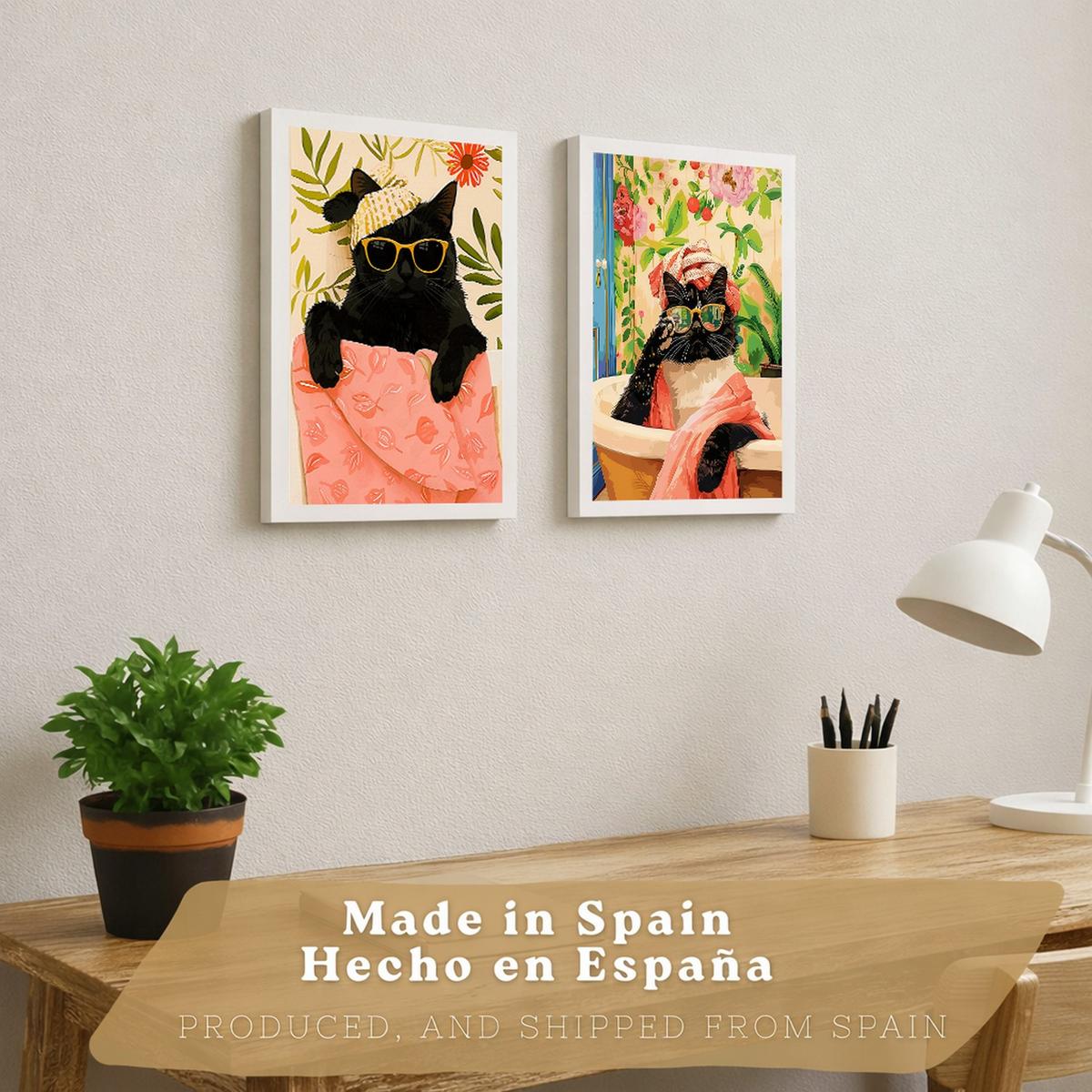 POSTER 2er Kunstdruck-Set Wandbilder Katzen Badezimmer modern Wohnzimmer Deko, Schlafzimmer, Küche Weißer Rahmen A4 - Weiß, Papier (29.7/1/21cm) - Nacnic