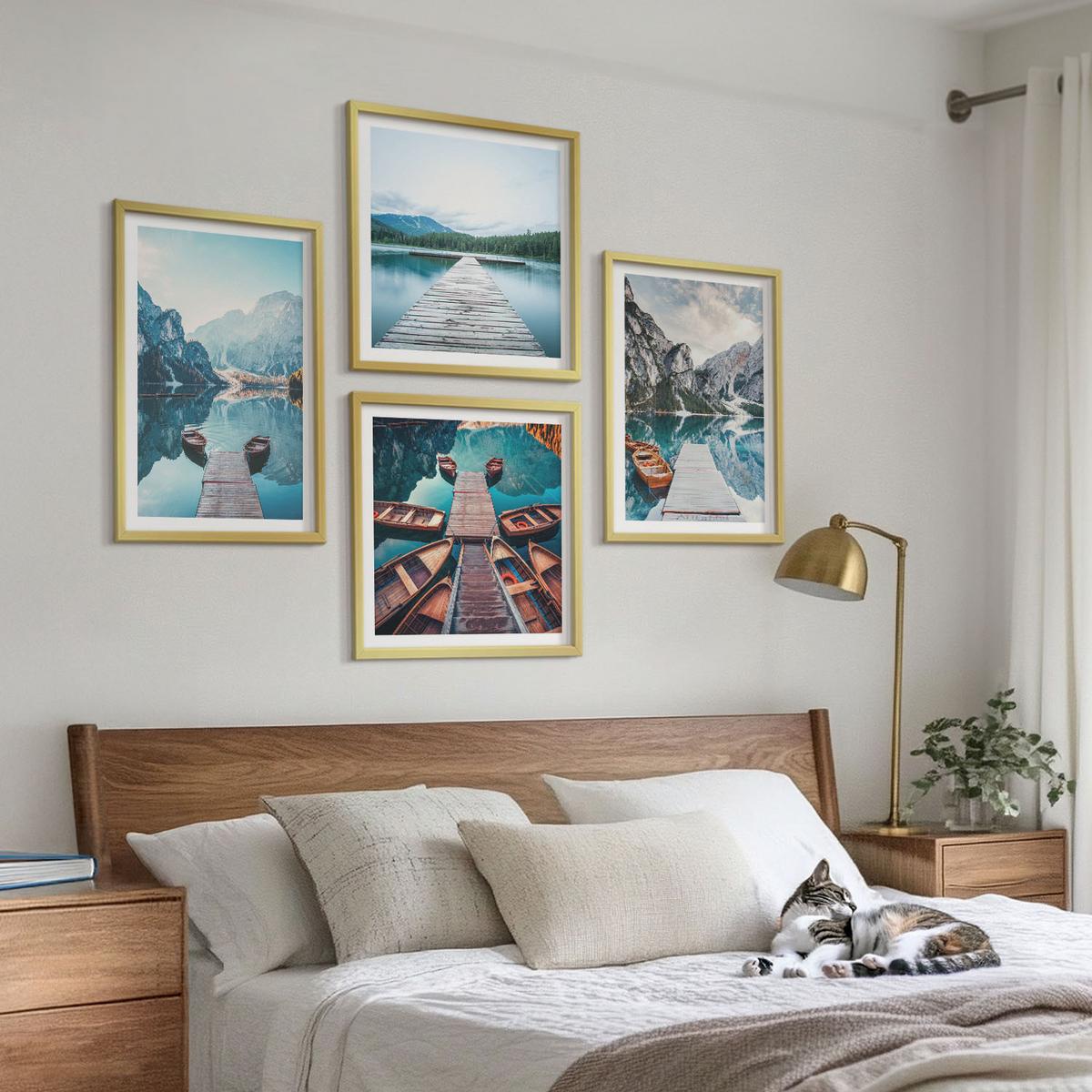 BILDER SET 4er Set - 50x50 cm & 40x60 cm Goldrahmen - Holzstege am See, Boote - Goldfarben, Kunststoff (50/50cm) - TULUP