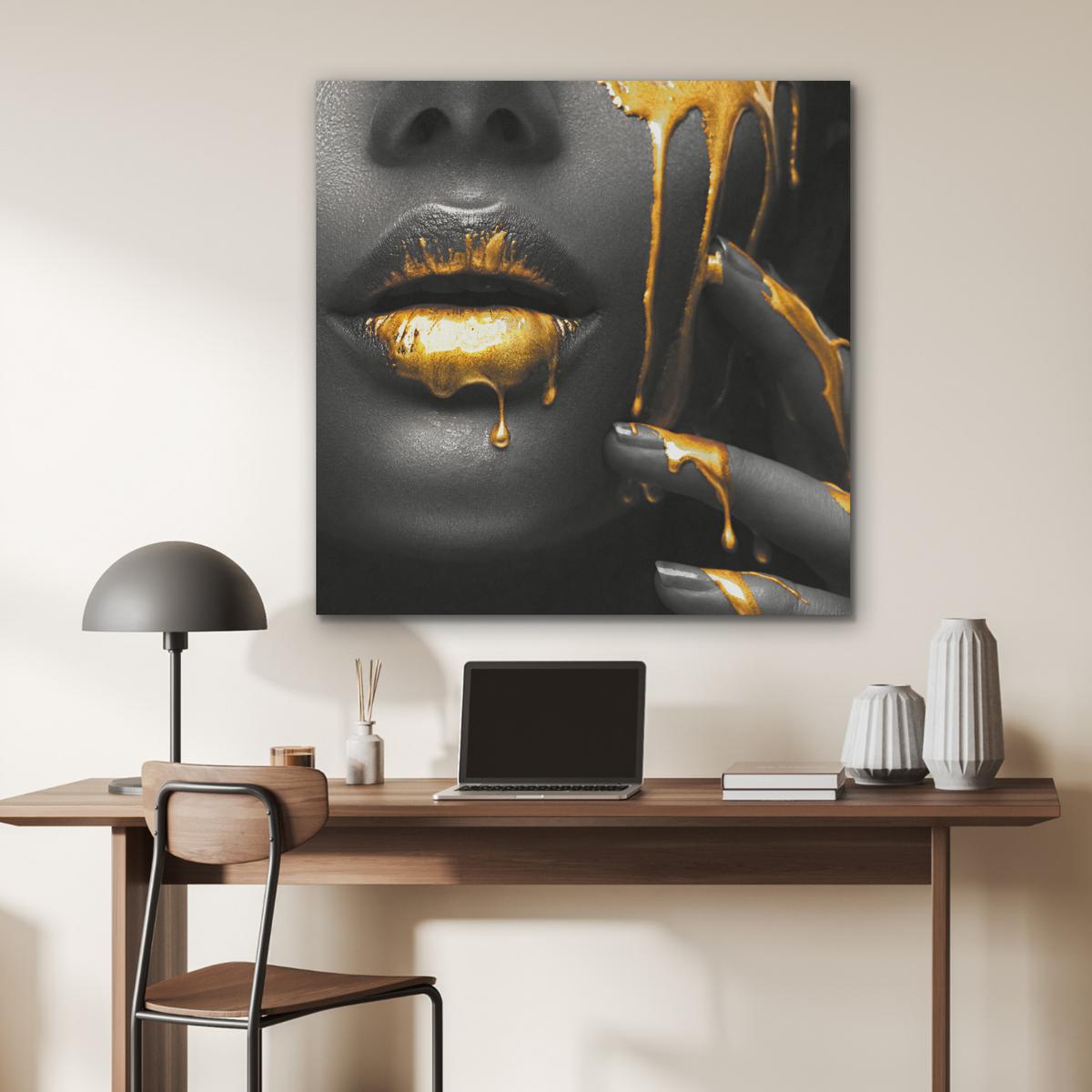AKUSTIKBILD Frau - Schwarz - Gold - Gesicht - Lippen Akustikpaneele 90x90 cm - Goldfarben, Kunststoff (90/90/0.9cm) - MuchoWow