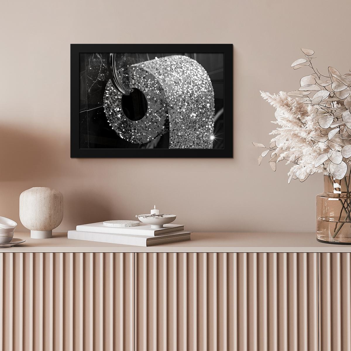 POSTER MIT RAHMENGERAHMTES BILD WC - Toilettenpapier - Schwarz und weiß - Glitter 30x20 cm - Silberfarben, Papier (30/20cm) - MuchoWow