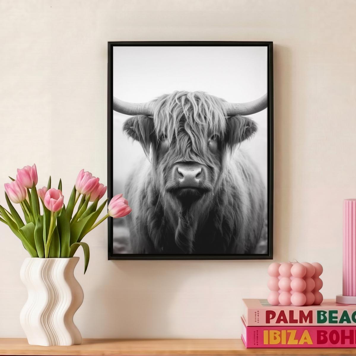 LEINWAND Bilder mit Rahmen - Schottischer Highlander - Nebel - Schwarz - Weiß - 30x40 - Grau, Textil (30/40cm) - MuchoWow