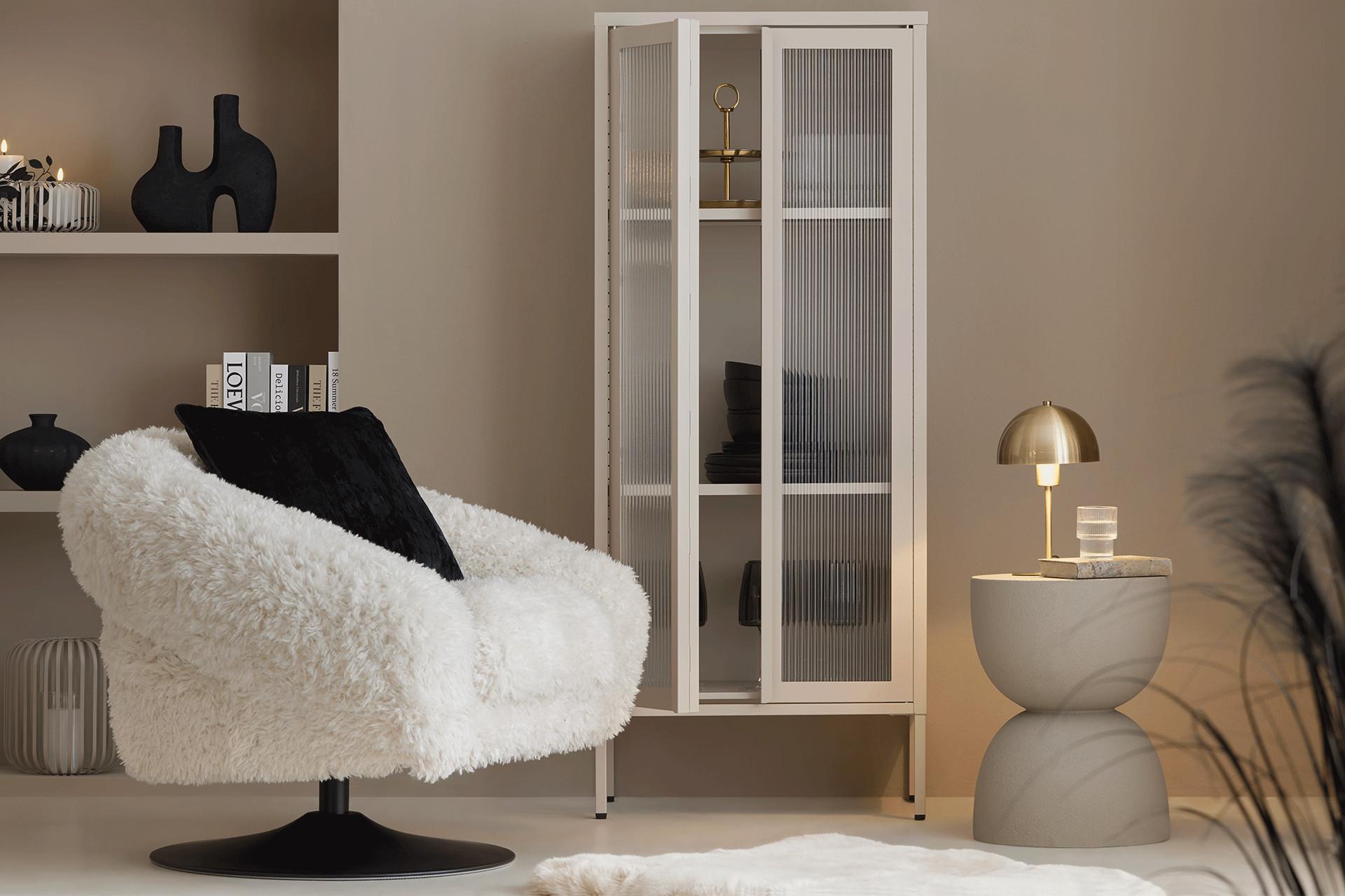 Vitrinen aus Glas günstig bei mömax