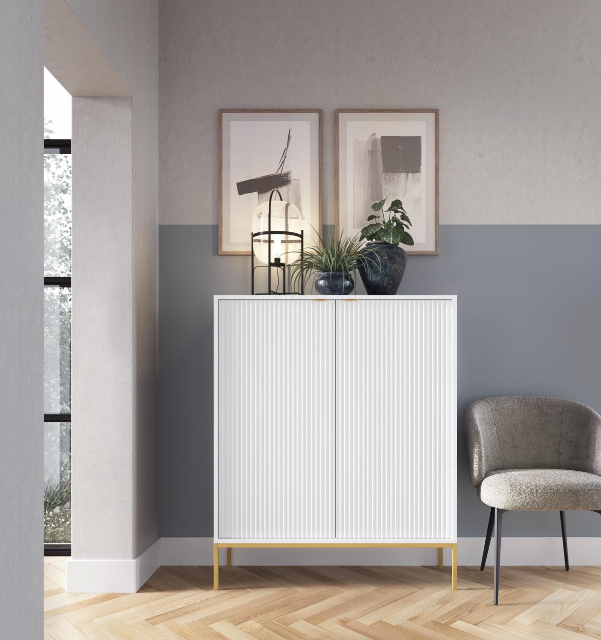 SIDEBOARD Eternas 2T Weiß 104/125/39 cm – schwarze Füße, mit geriffelten Fronten - Goldfarben/Weiß, Holzwerkstoff (104/125/39cm) - AX Living