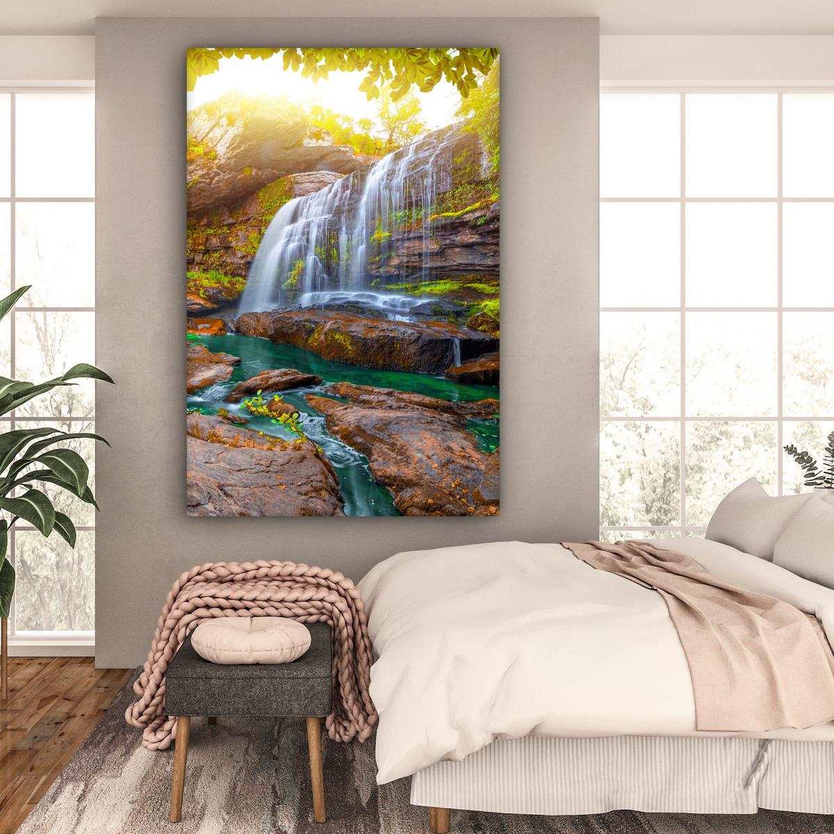 LEINWANDBILD Natur - Wasserfall - Pflanzen - Bäume - Sonne Deko Groß 90x140 cm - Olivgrün, Textil (90/140cm) - MuchoWow