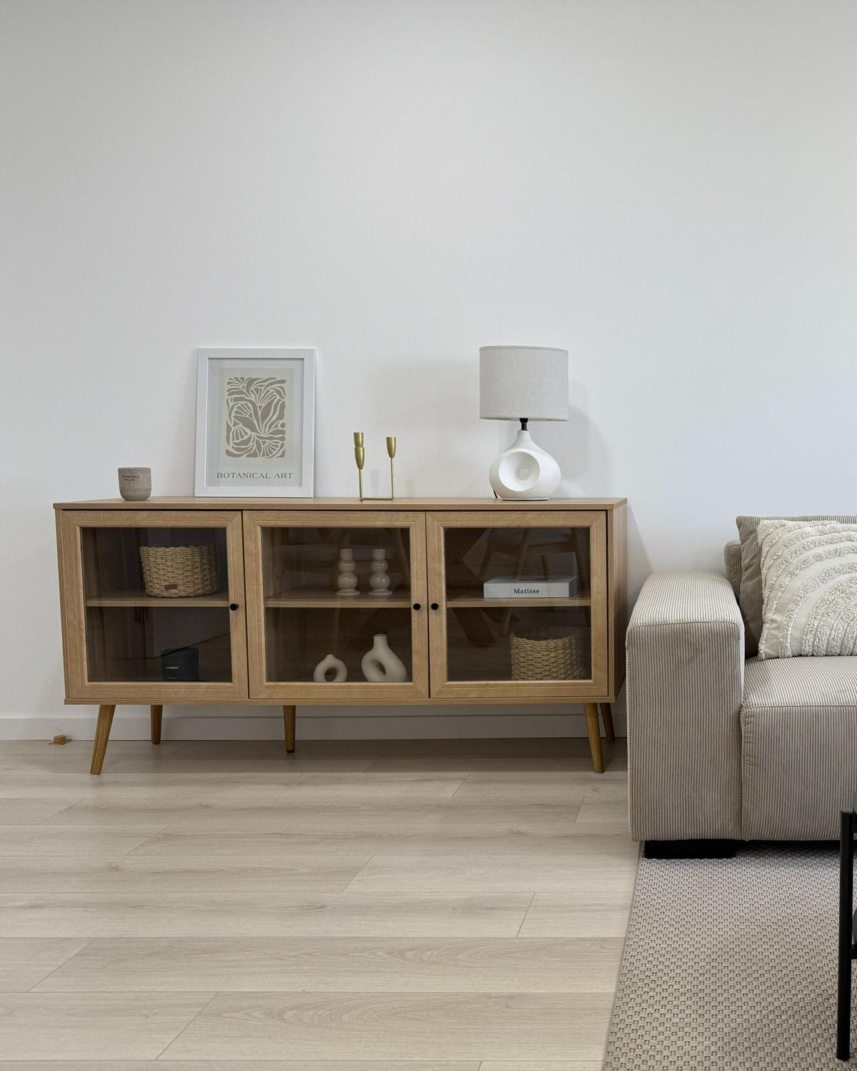 SIDEBOARD mit Glastüren 150 cm Hellbraun Albany - Braun, Holzwerkstoff (150/76/40cm) - Beliani