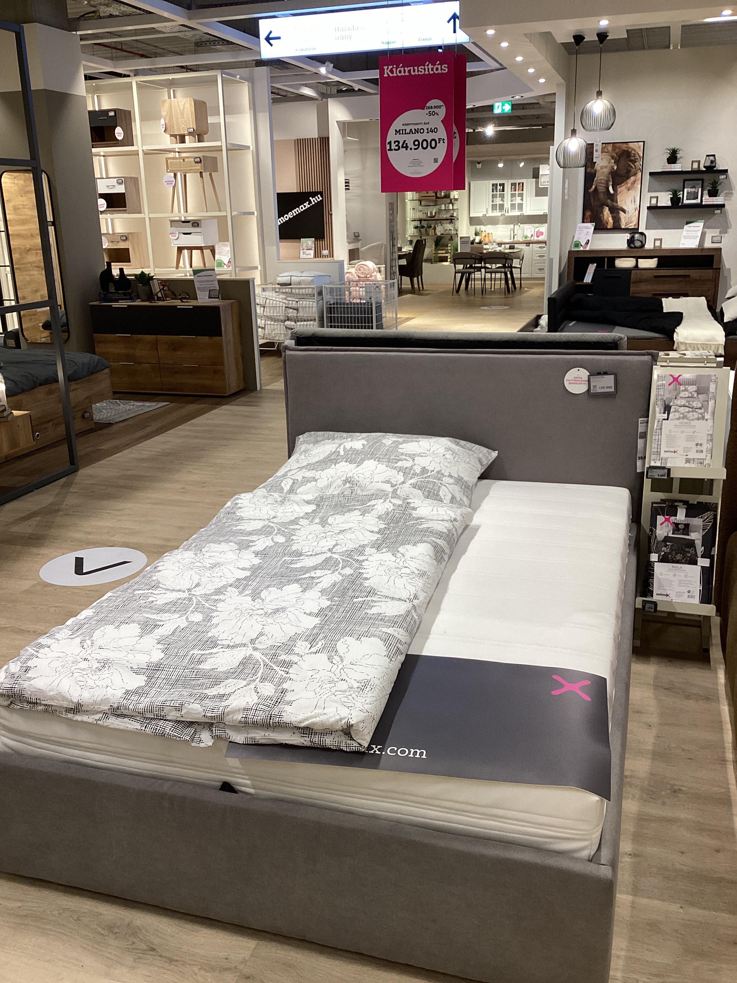 KÁRPITOZOTT ÁGY MILANO 140