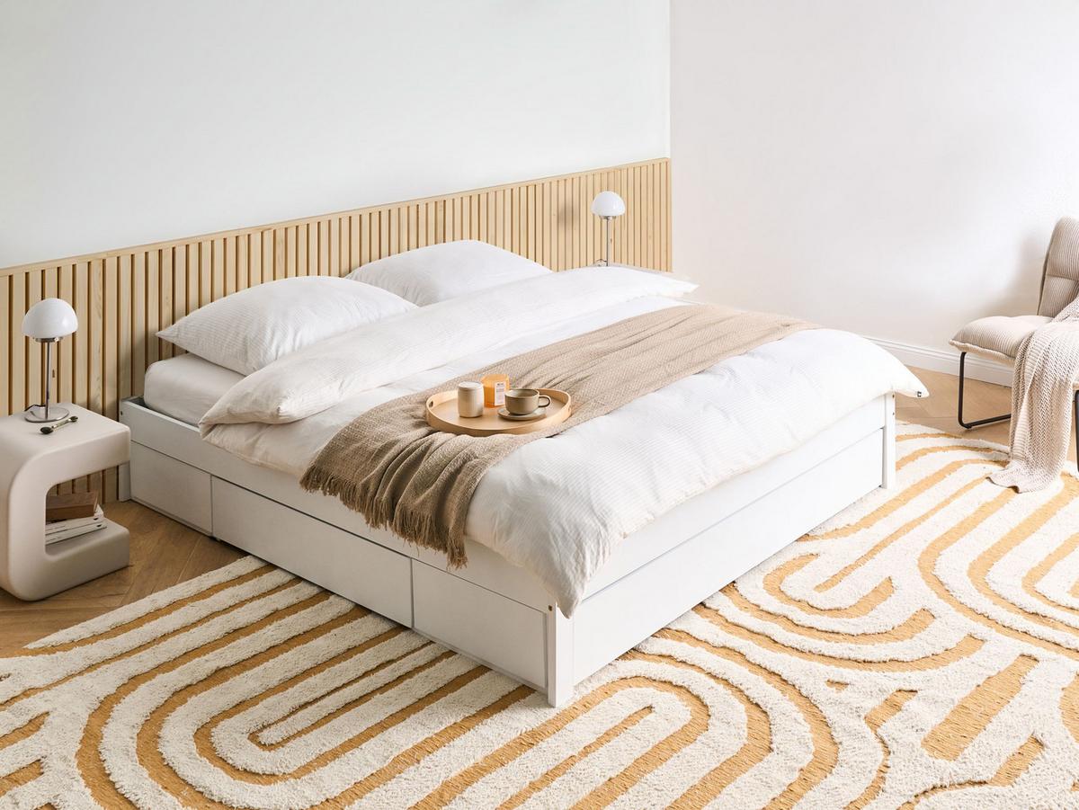 BETT 180/200 cm Dunkelbraun Giat - Dunkelbraun/Weiß, Holz (180/200cm) - Beliani