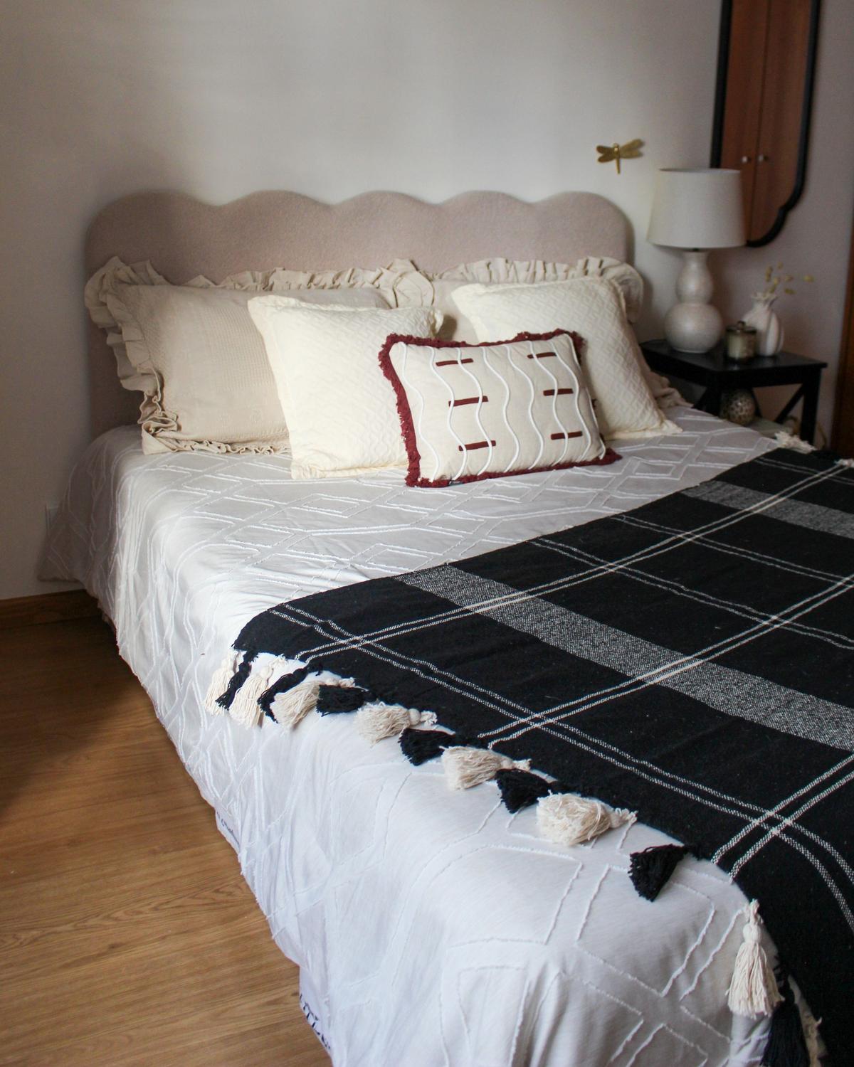BETT mit Stauraum 140/200 cm Bouclé Beige Nanterre - Beige, Textil (140/200cm) - Beliani