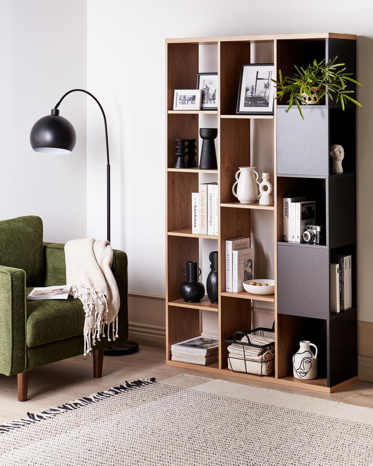 BÜCHERREGAL 175 cm Braun/Schwarz Bangor - Braun, Holzwerkstoff (99/175/26cm) - Beliani