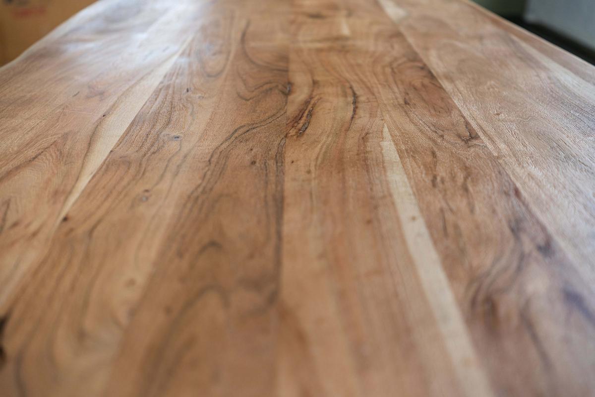 ESSTISCH MIT BAUMKANTE SELVA Braun Akazie - Schwarz/Braun, Holz/Metall (100/200/78cm) - KAWOLA