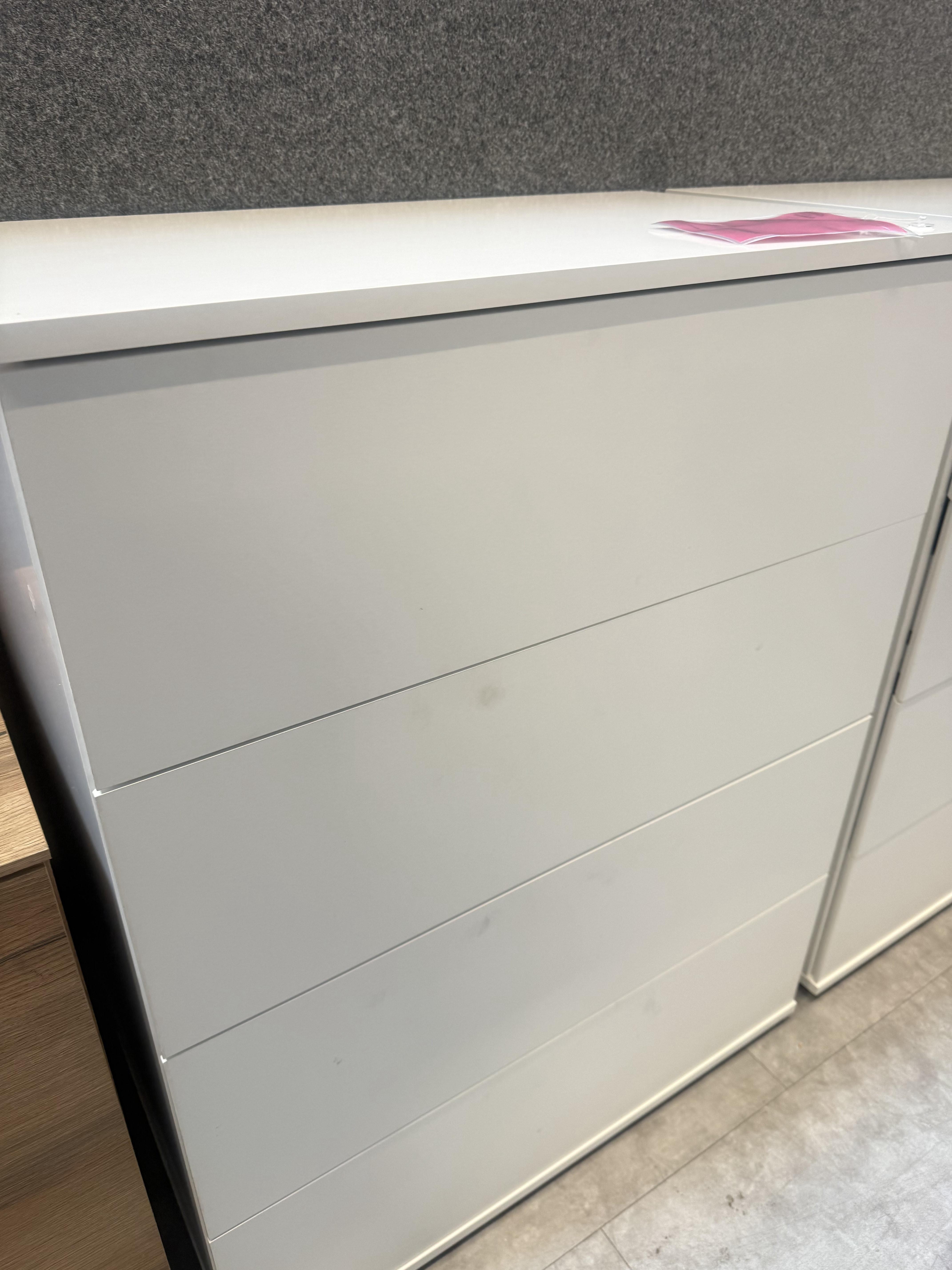 CSEPEL OUTLET KOMÓD BIANCO