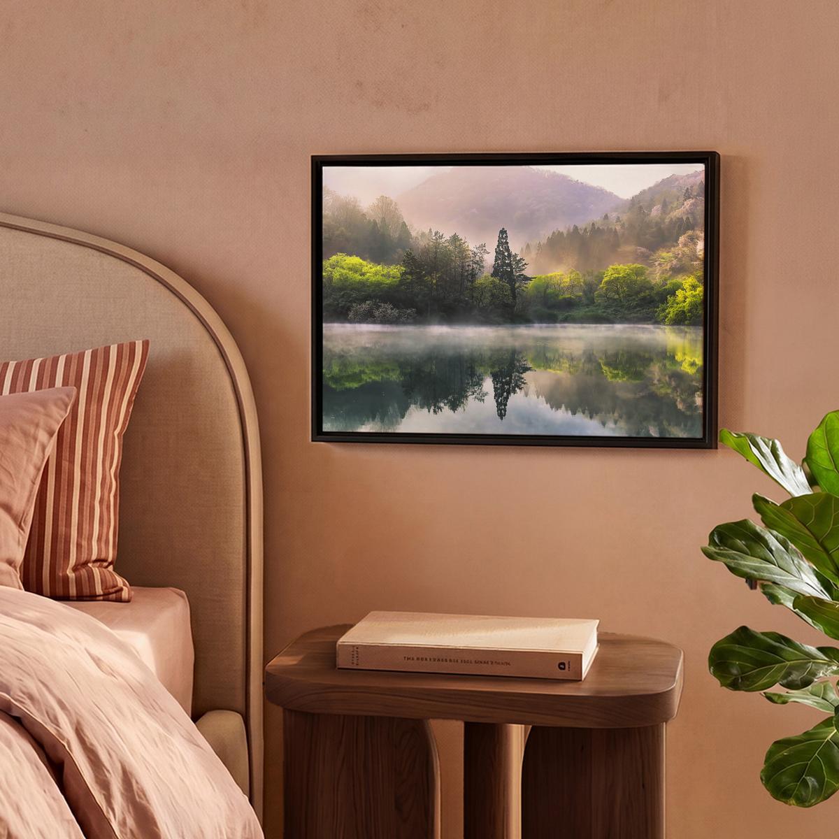 LEINWAND Bilder mit Rahmen - Natur - Bäume - Berge - See - Wasser - 40x30 - Hellgrün, Textil (40/30cm) - MuchoWow