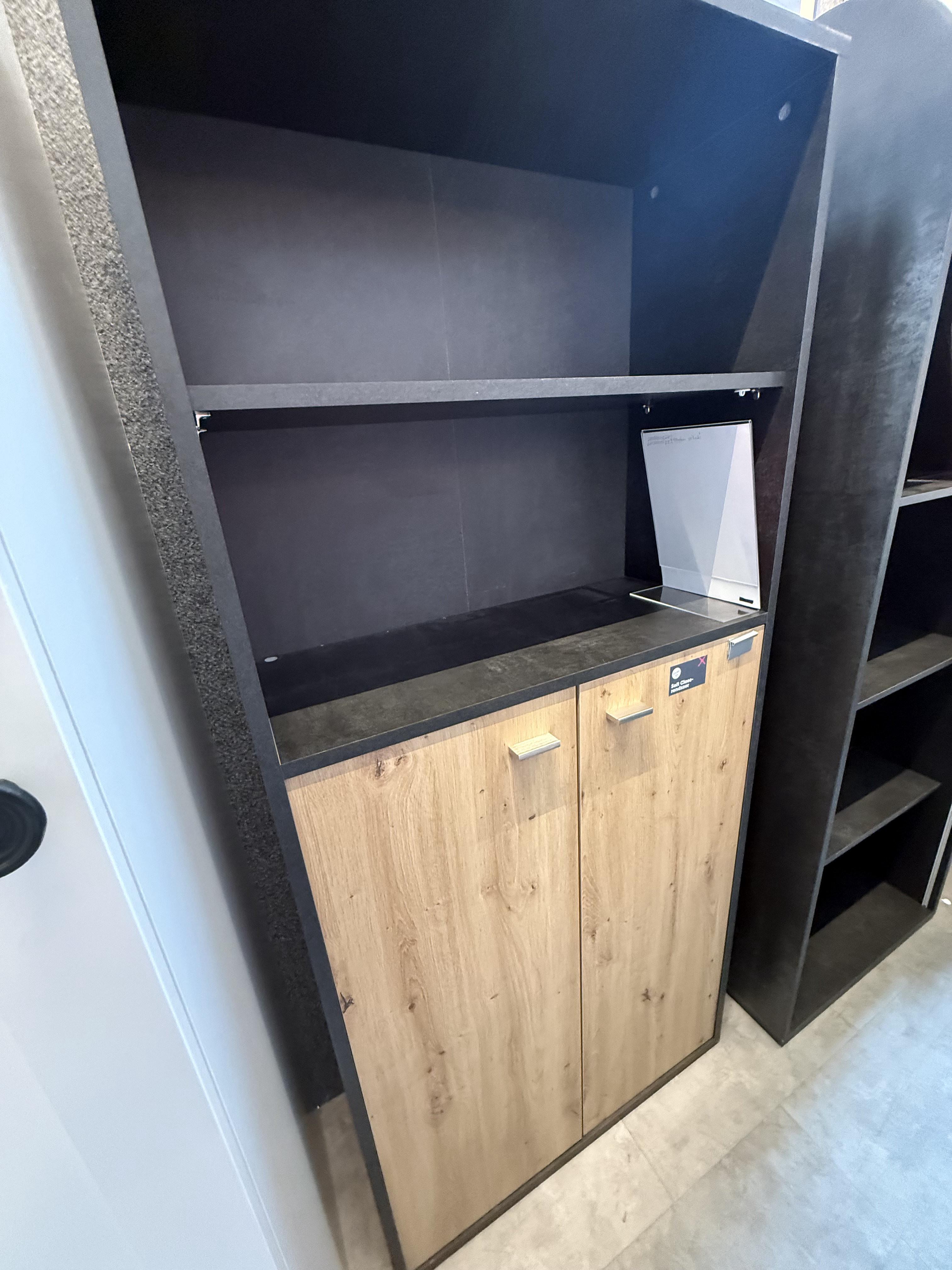 CSEPEL OUTLET POLC MISTER OFFICE