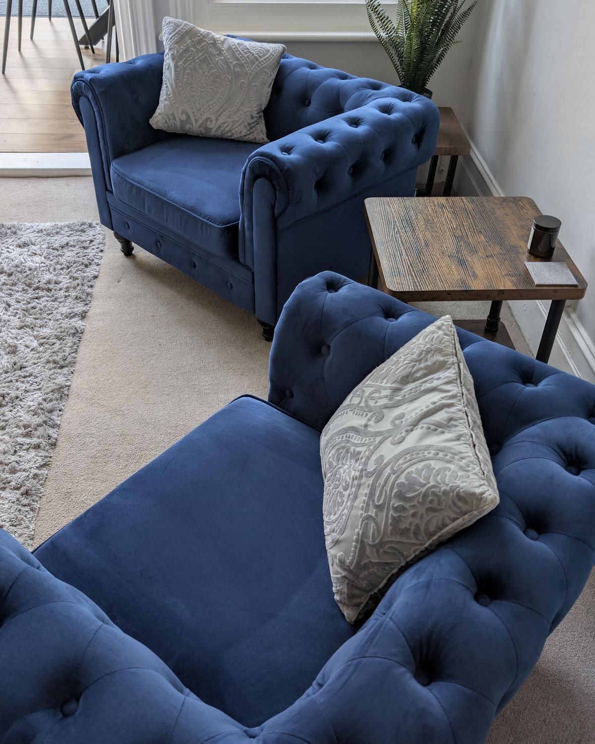 SESSEL Samtstoff kobaltblau Chesterfield - Blau/Dunkelbraun, Textil (110/70/75cm) - Beliani