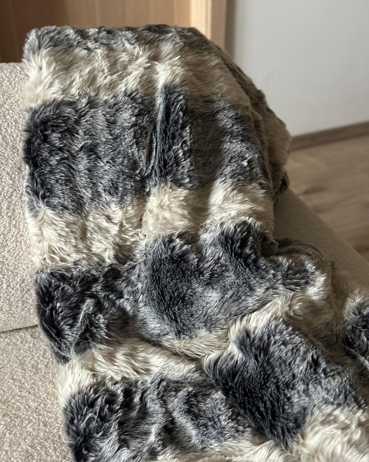 DECKE Grau Taza 180/220 cm - Grau, Textil (180/220cm) - Beliani