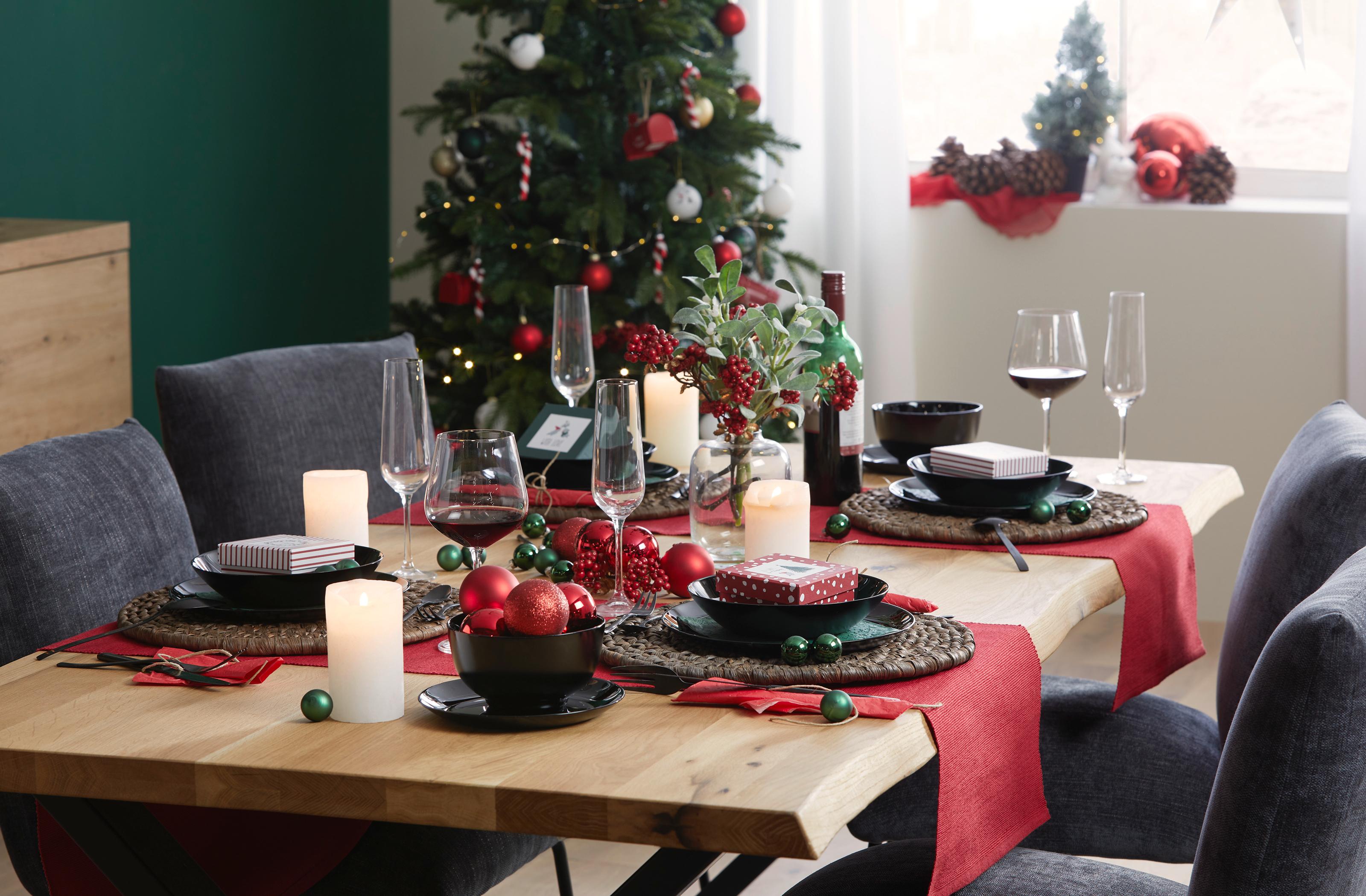 Stół świąteczny w stylu Pure Christmas