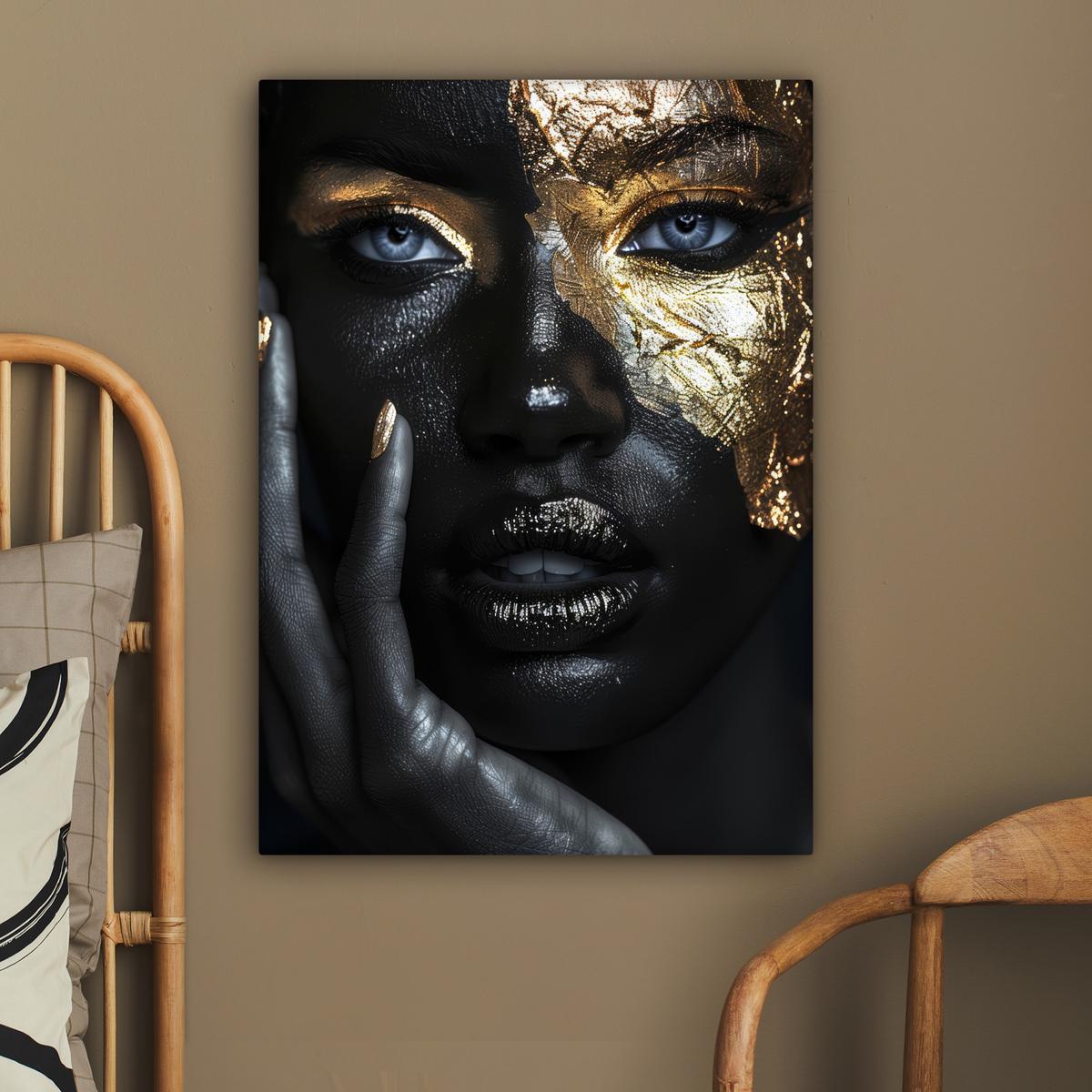 LEINWANDBILD Frau - Gold - Porträt - Schwarz-Weiß - Luxus Wandbild Wohnzimmer 60x80 cm - Hellblau, Textil (60/80cm) - MuchoWow