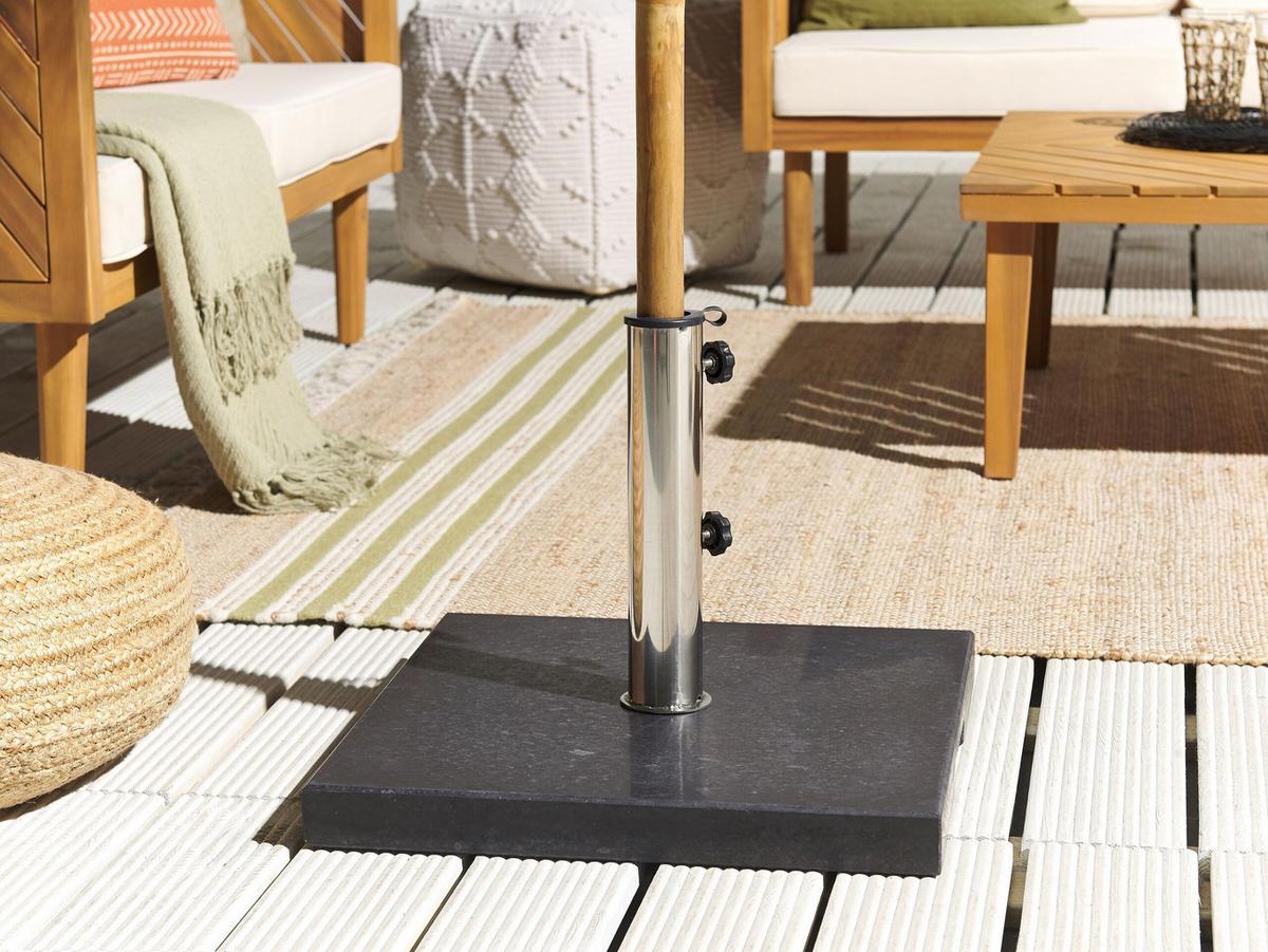 SONNENSCHIRMSTÄNDER Granit/Edelstahl schwarz 45/45 cm Ceggia - Silberfarben/Schwarz, Stein (45/45cm) - Beliani