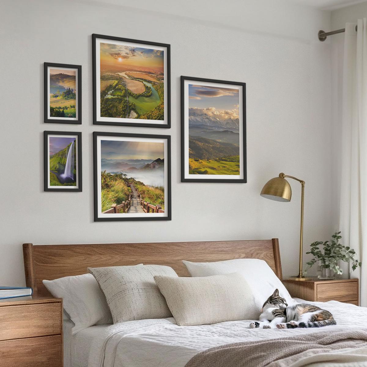 BILDER SET 5er Set - 50x50 cm & 20x30 cm & 40x60 cm Schwarzer Rahmen - Grüne Hügel mit einer Burg - Schwarz, Kunststoff (40/60cm) - TULUP