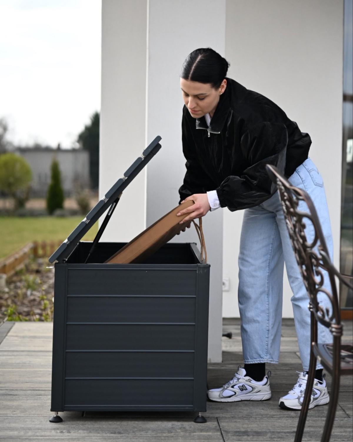 AUFBEWAHRUNGSBOX Grau Campalto - Grau, Metall (123/60/60cm) - Beliani